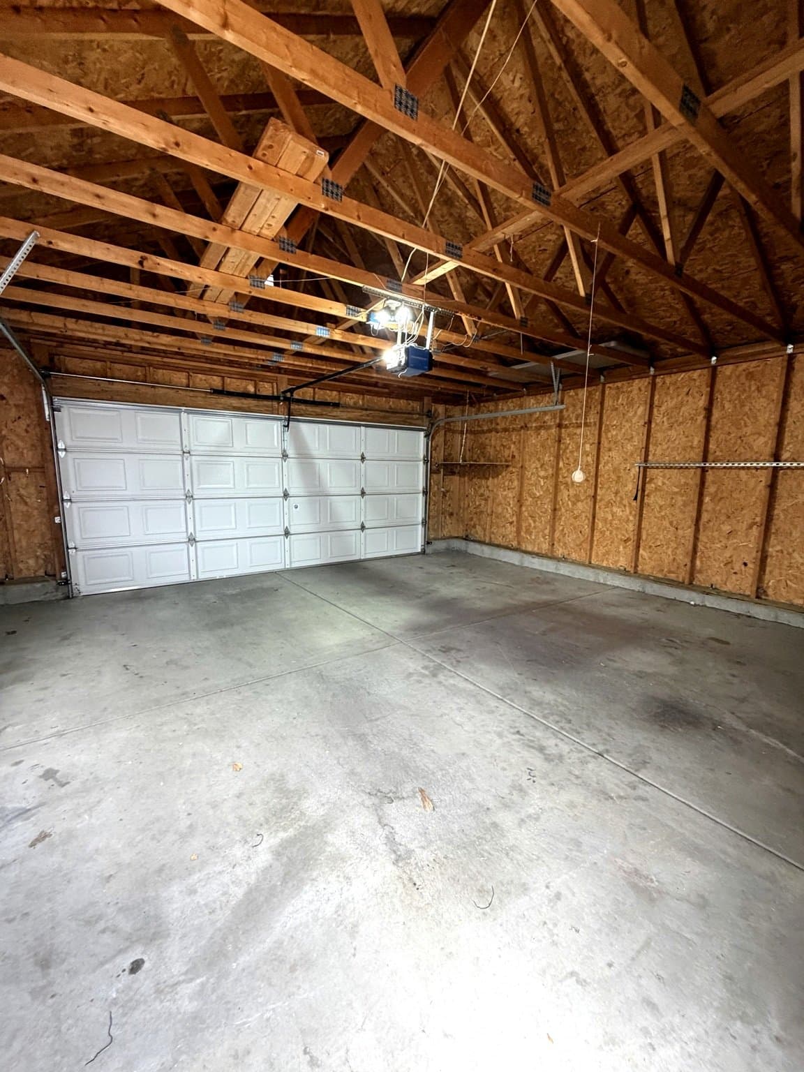 Draper House: 11859 S Preamble Rd