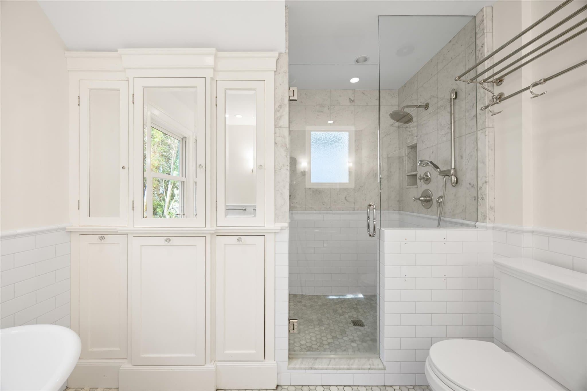 Portland House: 2744 SW Summit Dr