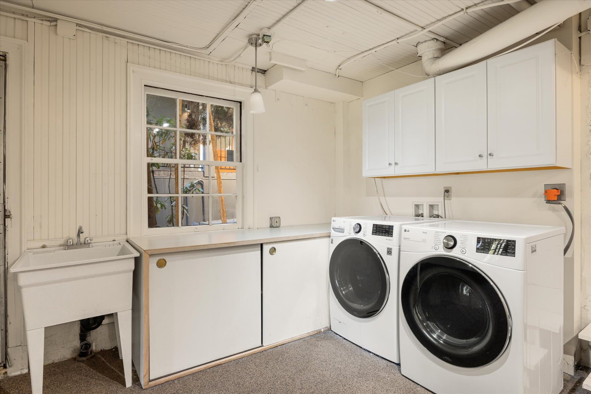 Portland House: 2744 SW Summit Dr