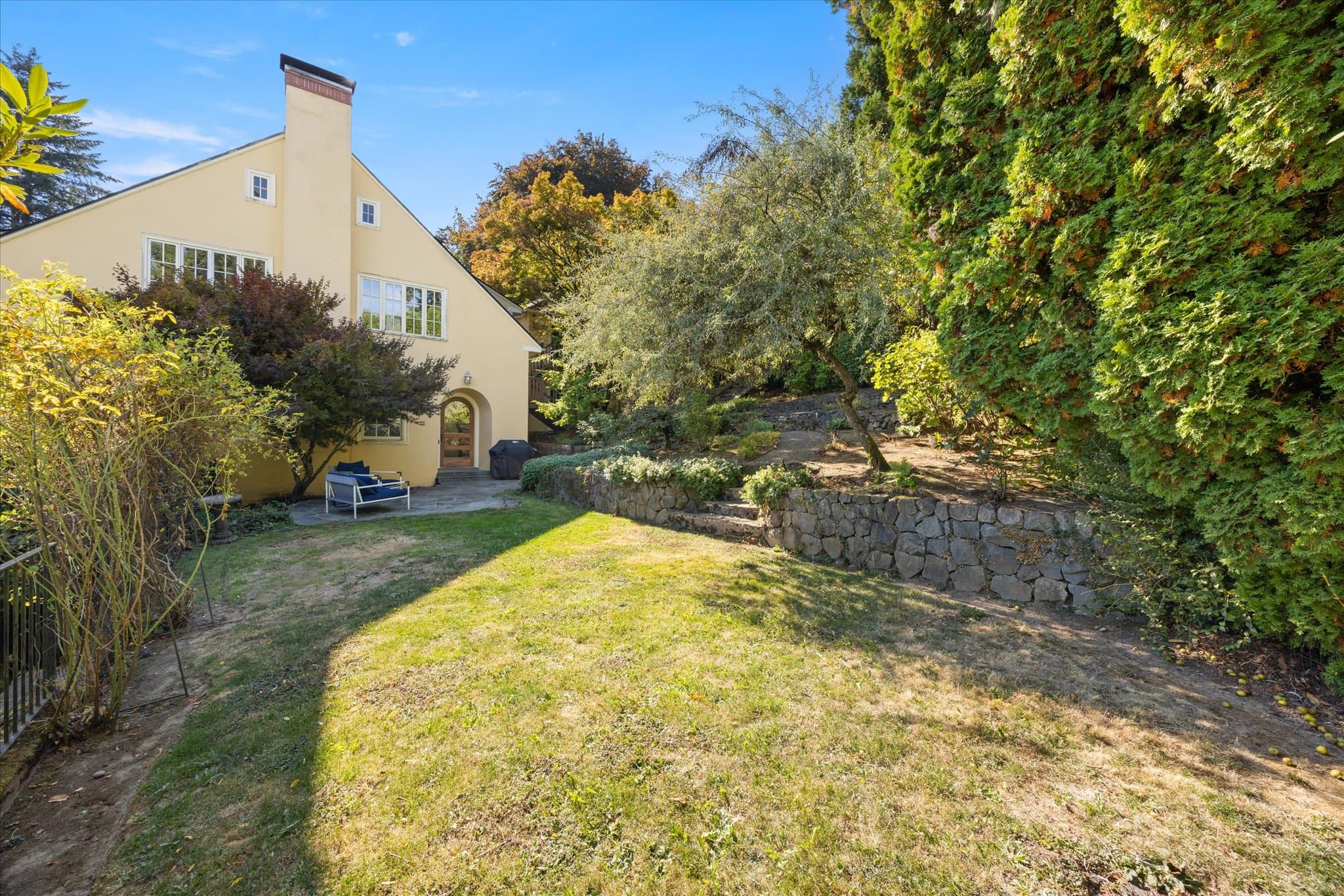 Portland House: 2744 SW Summit Dr