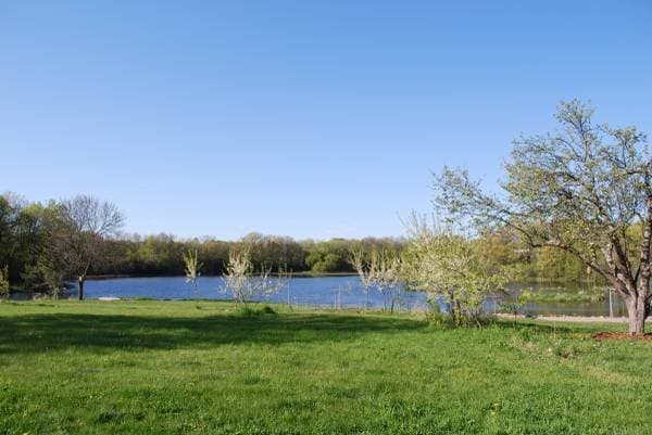 Prior Lake House: 4396 220th St E