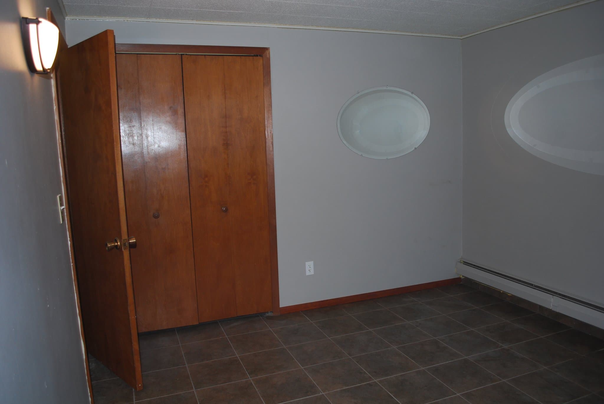 Prior Lake House: 4396 220th St E