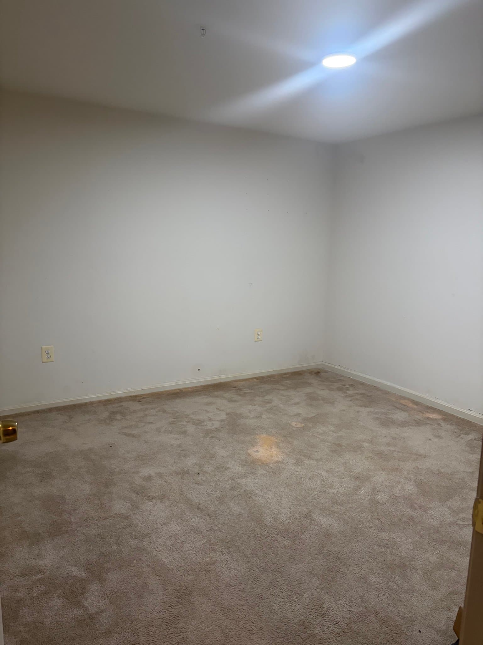 Upper Marlboro Single Room: 12700 Marlton Center Dr