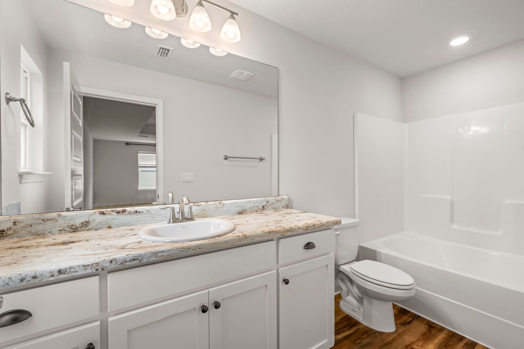 Pensacola House: 7097 Sonny Dr