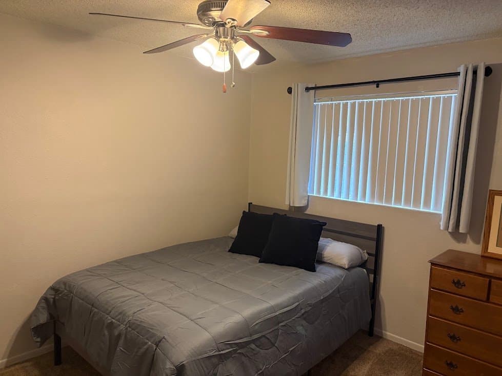 Scottsdale House: 6750 E Sheridan St