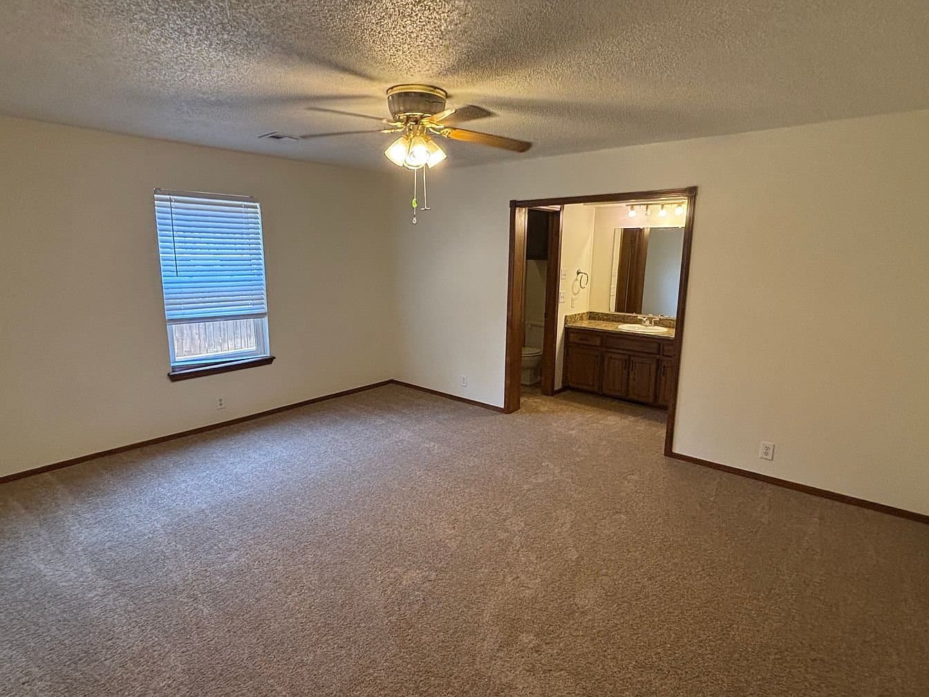 Edmond House: 21 Pueblo
