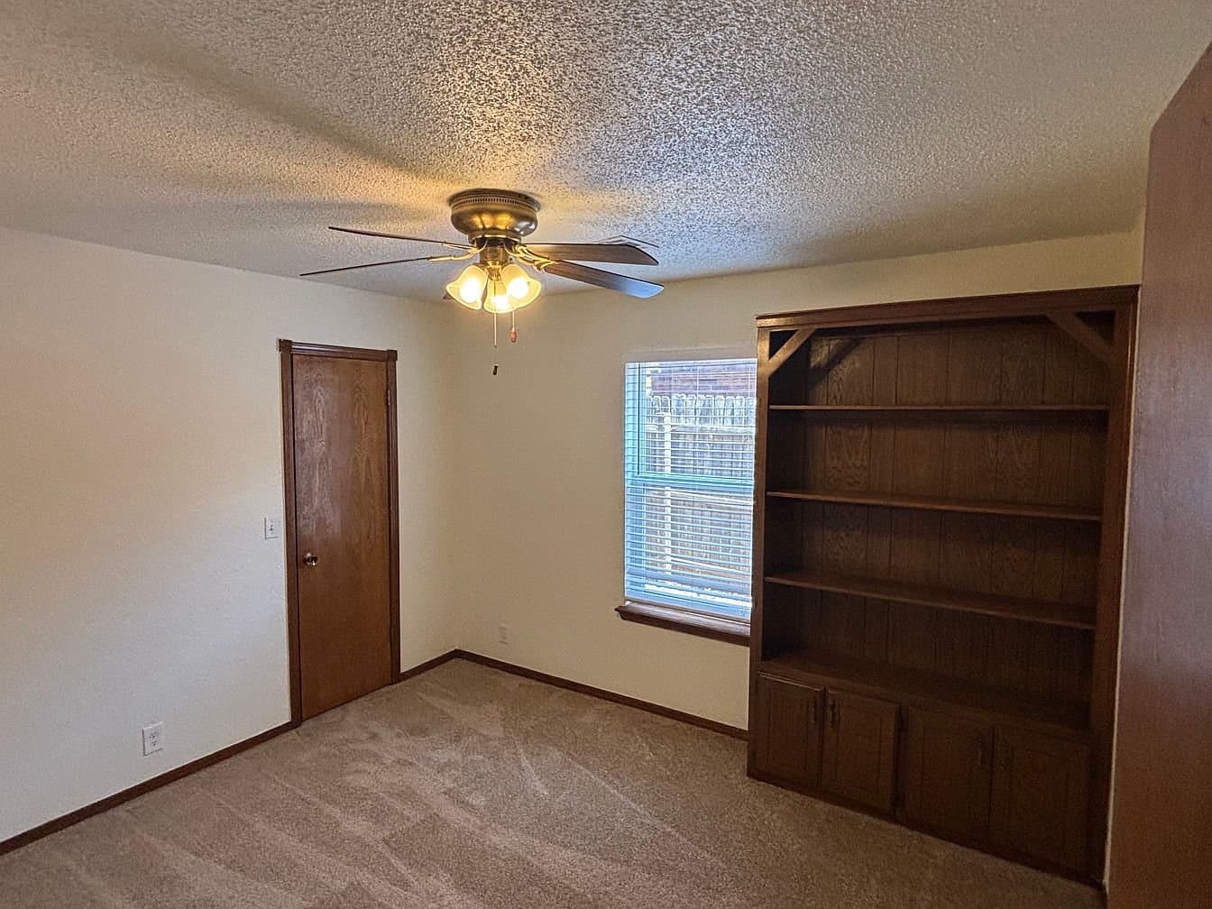 Edmond House: 21 Pueblo