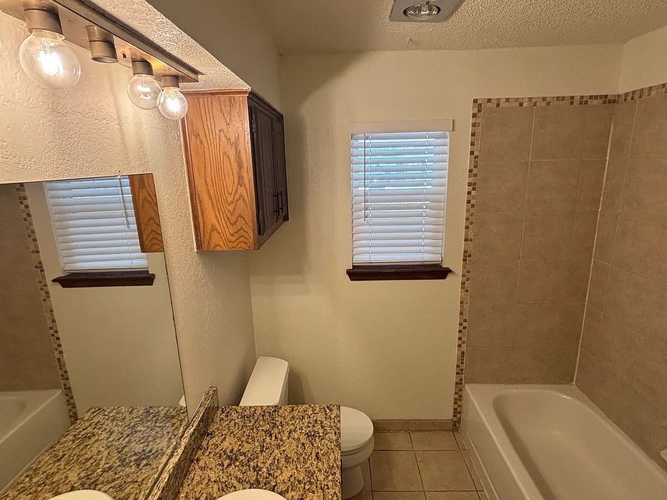 Edmond House: 21 Pueblo