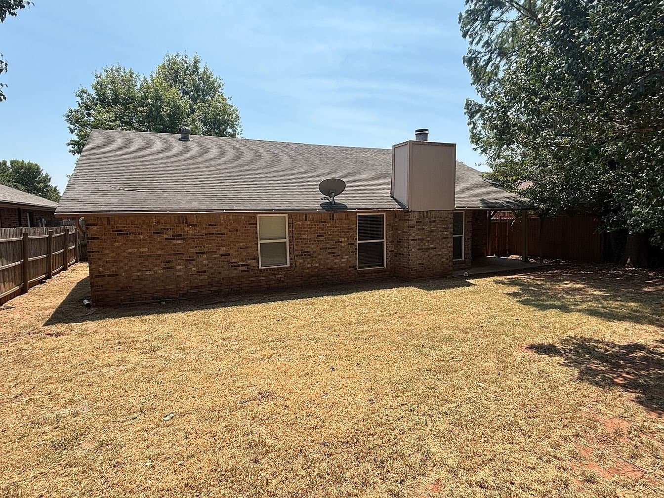 Edmond House: 21 Pueblo