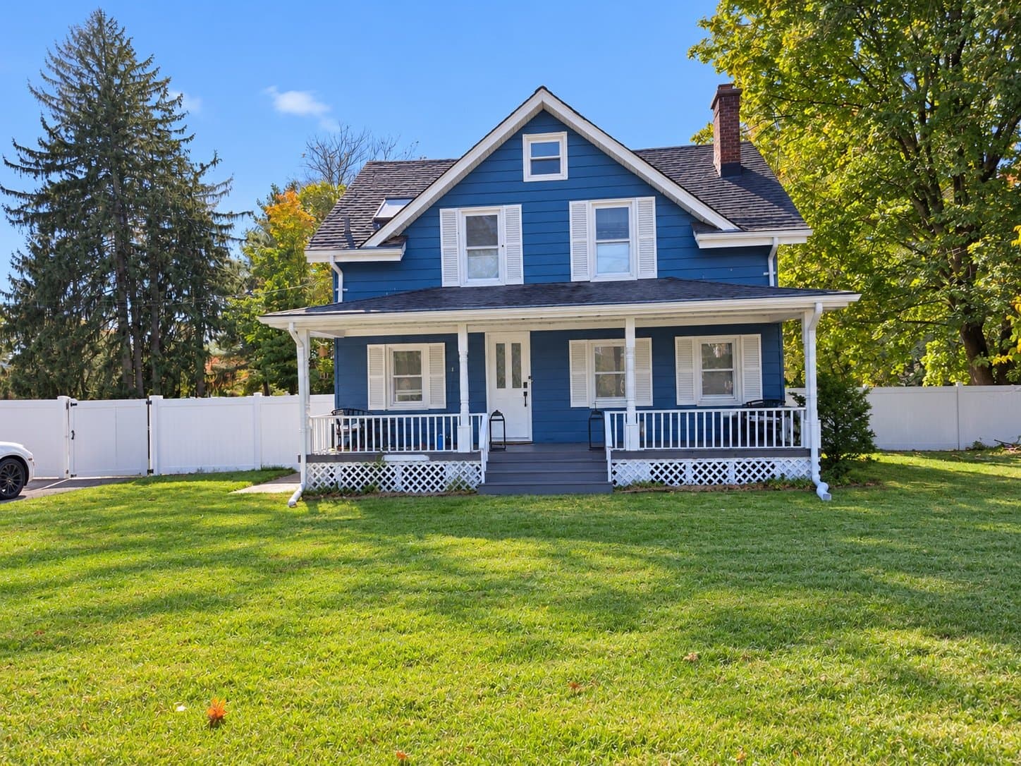 Paramus House: 26 Linwood Avenue West