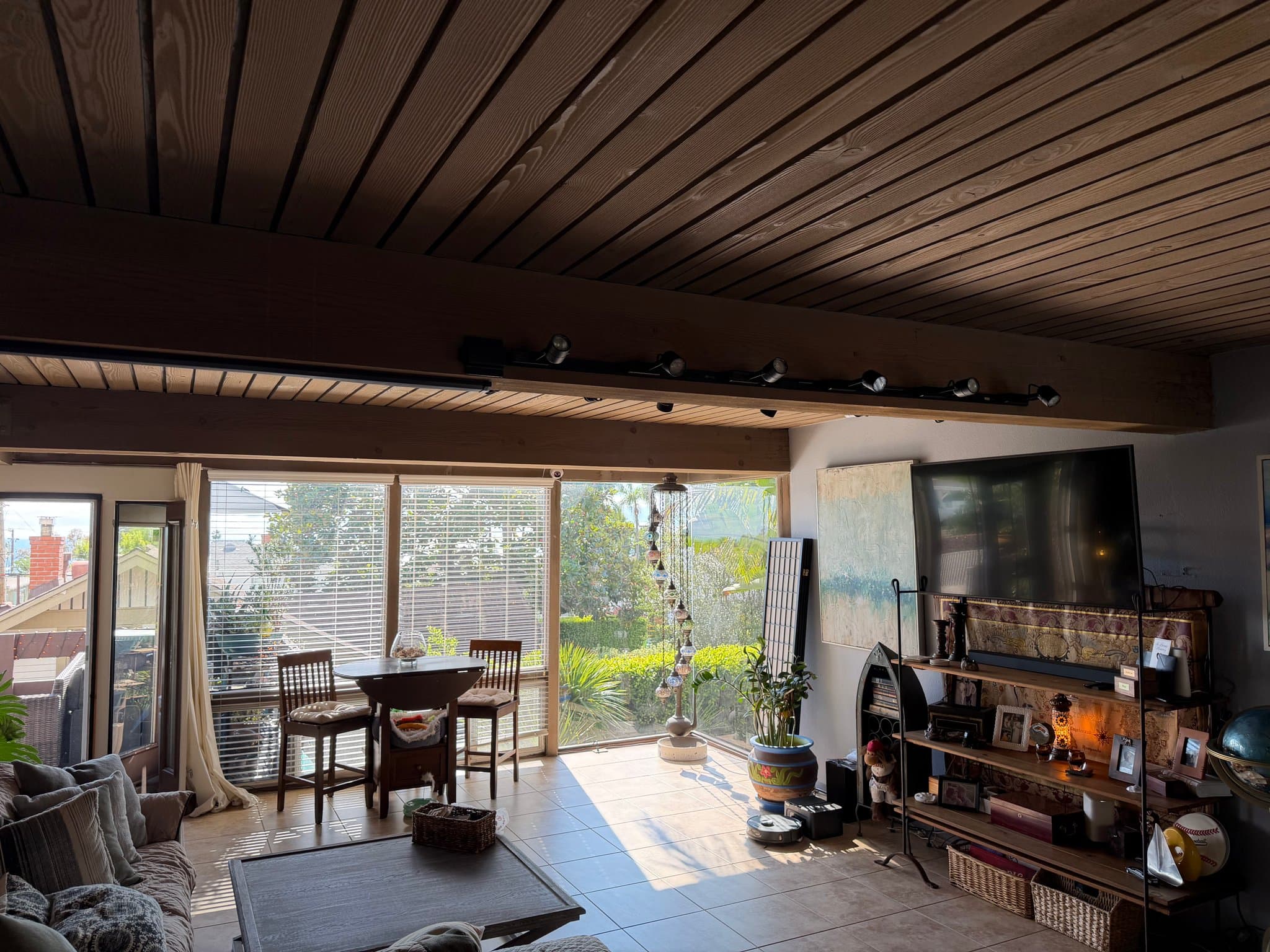 Laguna Beach Single Room: 345 Myrtle St