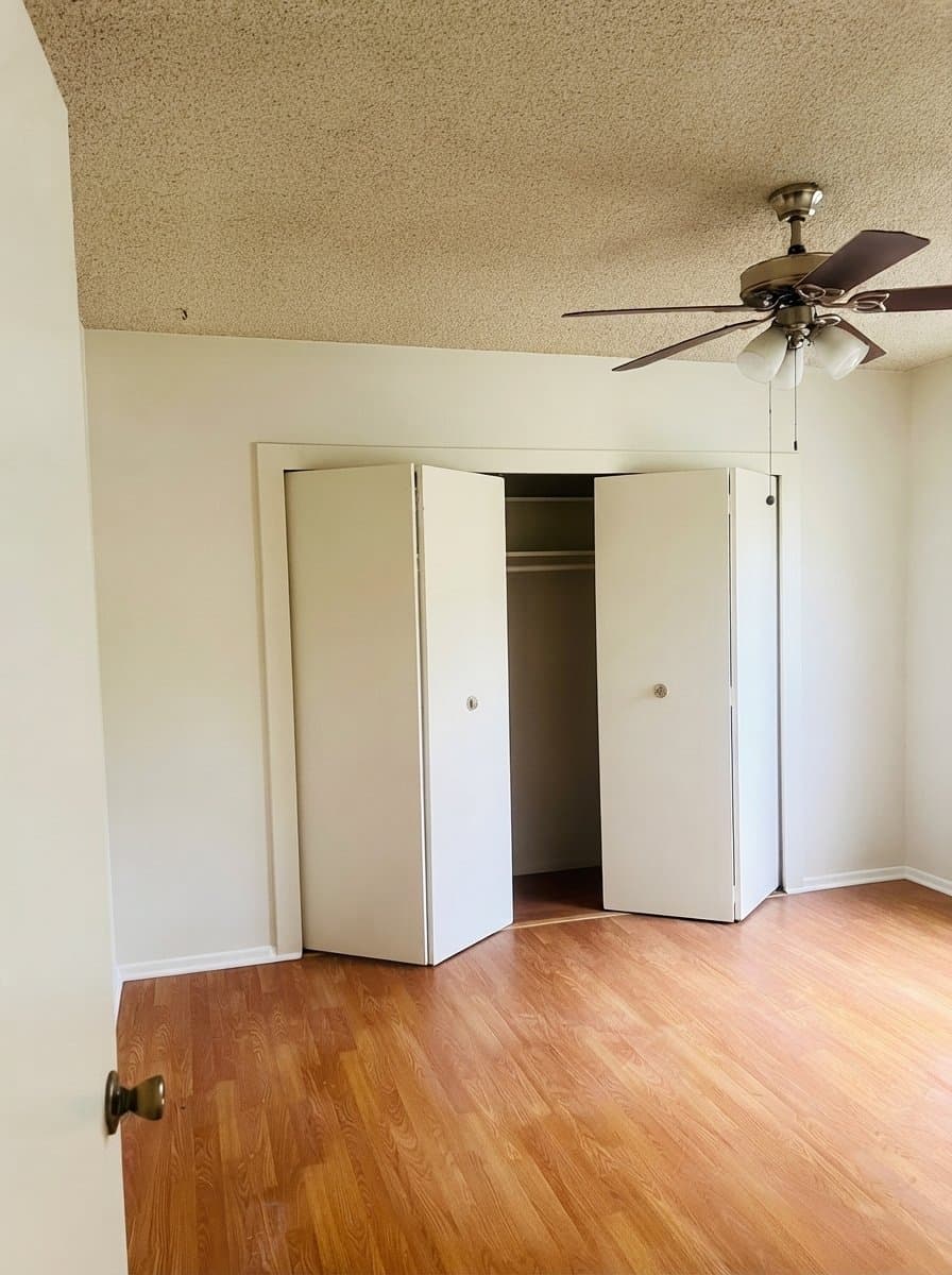 Glendale Apartment: 312 E Stocker St