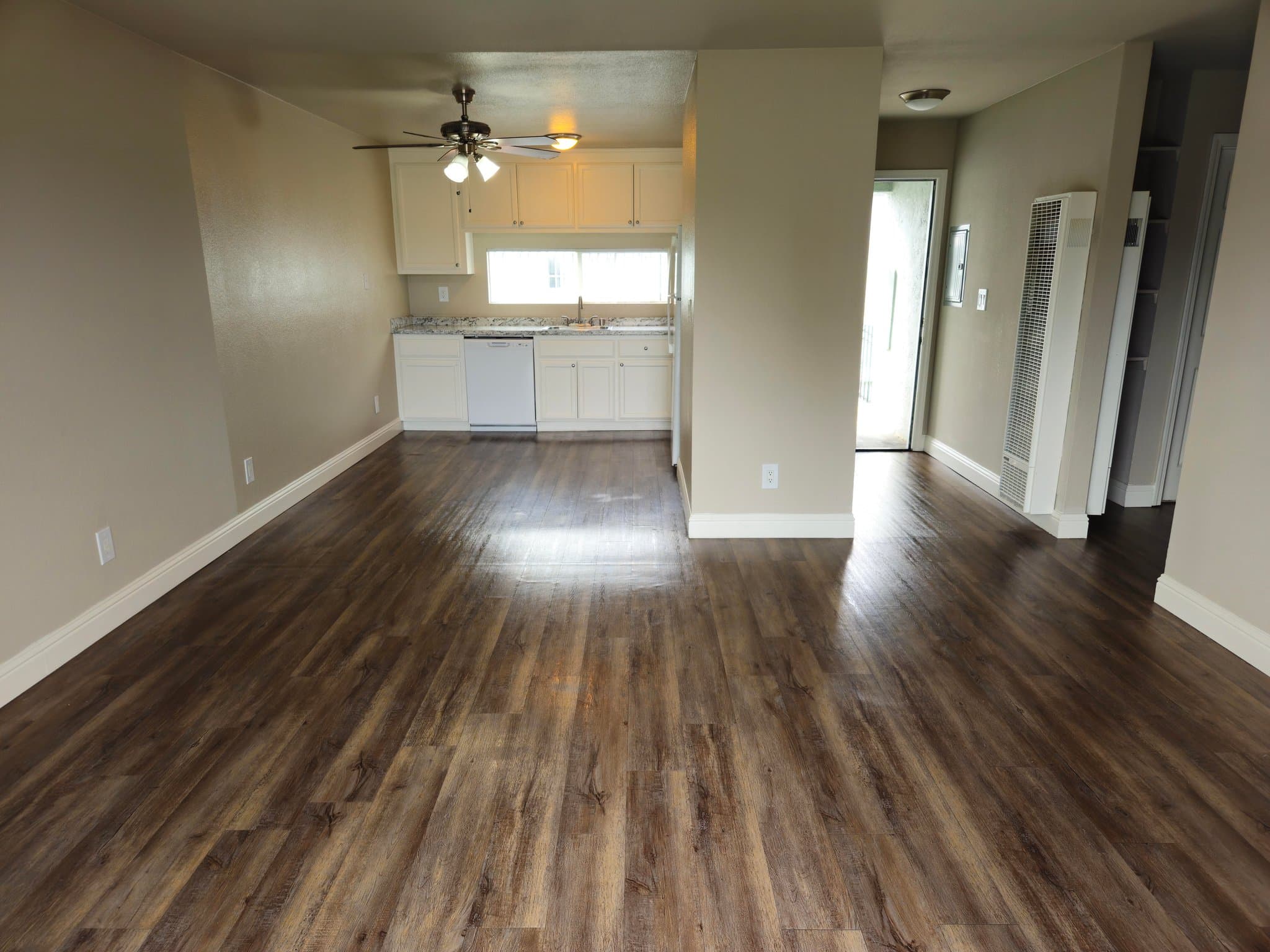Livermore Apartment: 3819 East Ave