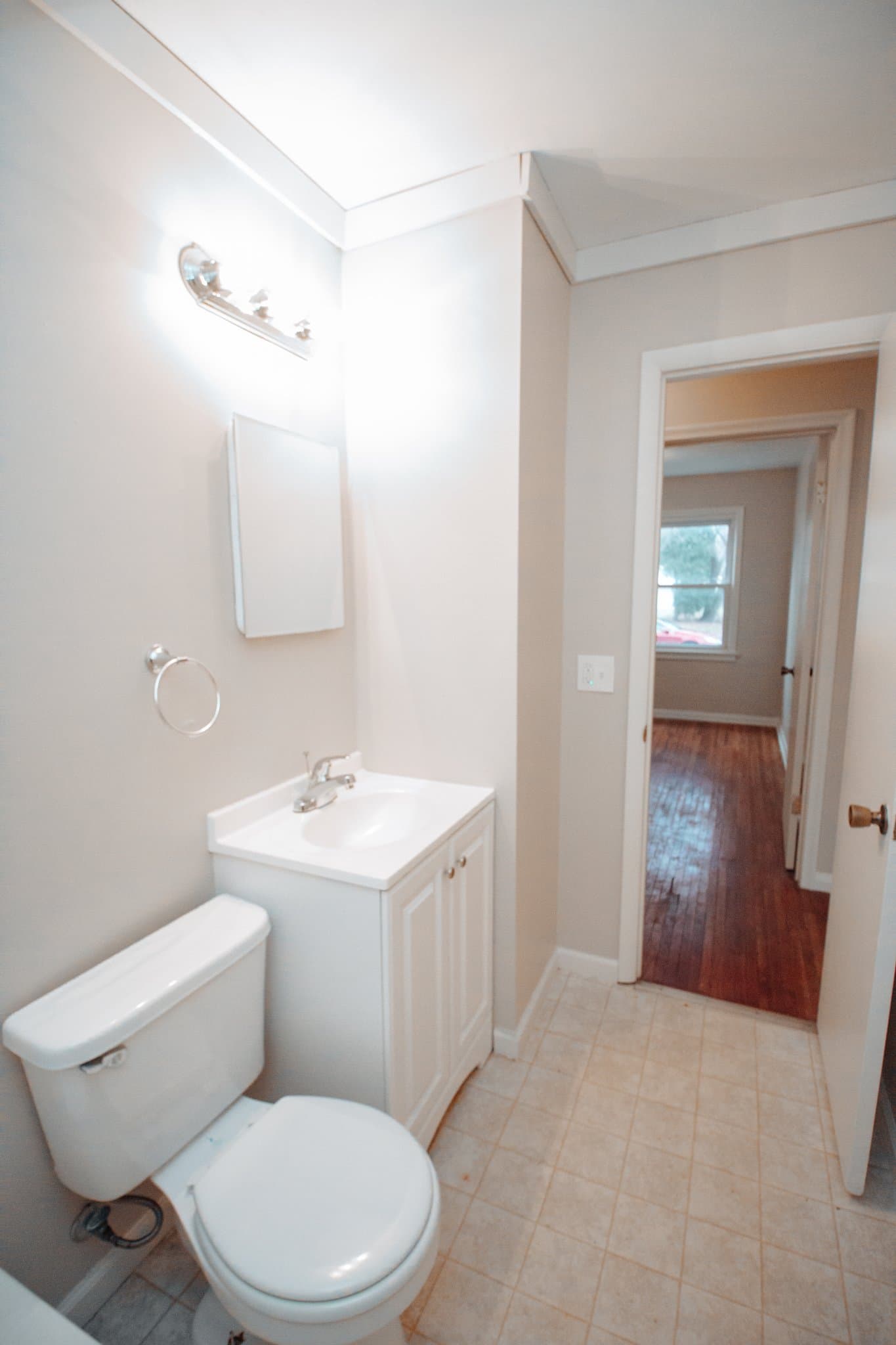 Toledo House: 3347 Blackstone