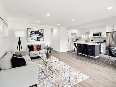 Tacoma House: 625 S 92nd St