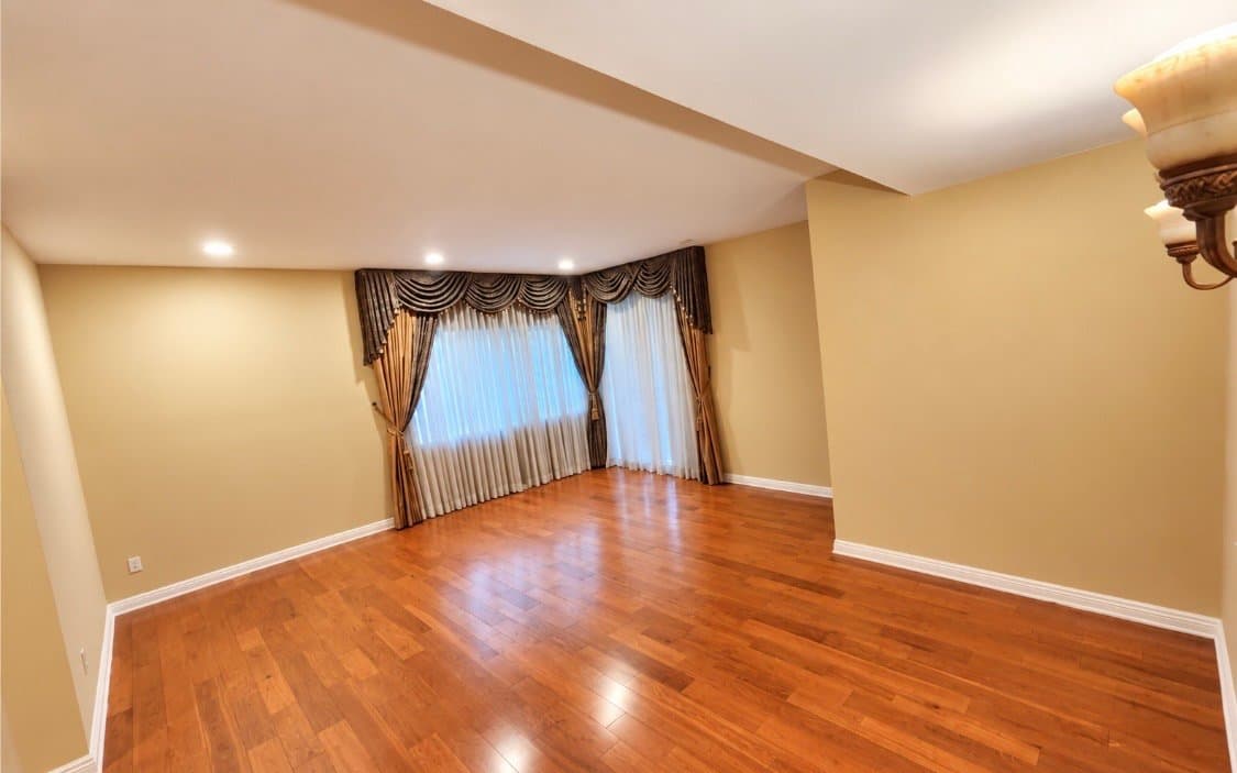 Encino Condo: 5237 Newcastle Ave