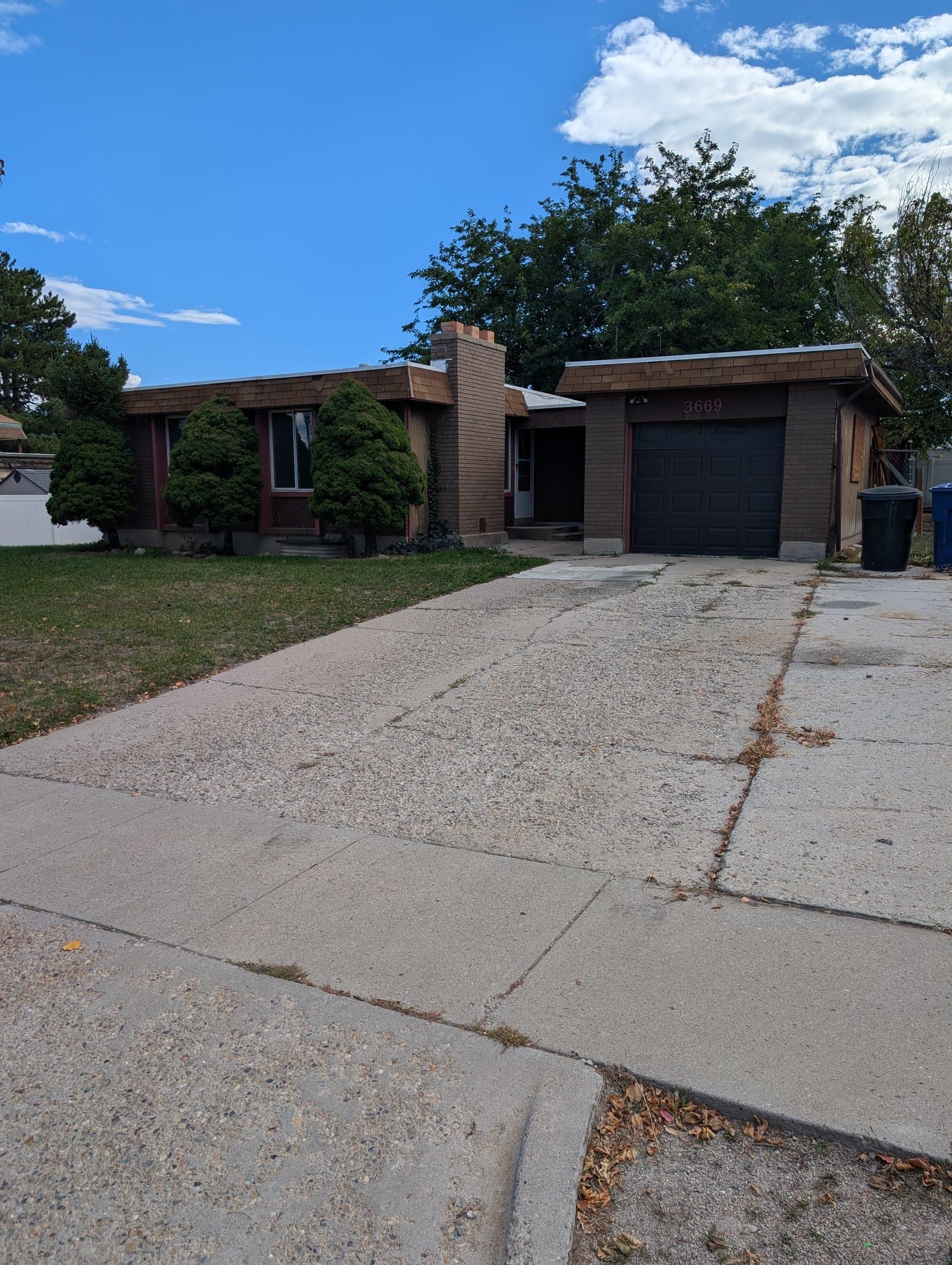 Salt Lake City House: 3669 W 5140 S