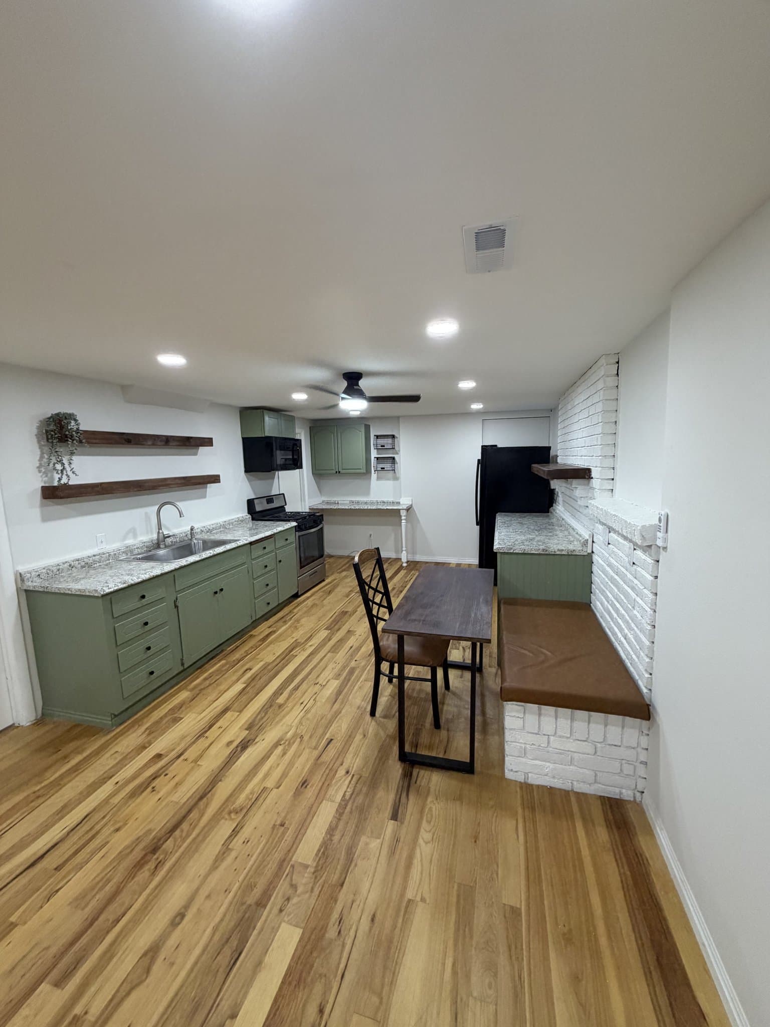 Pleasant Grove Apartment: 967 N 1020 E