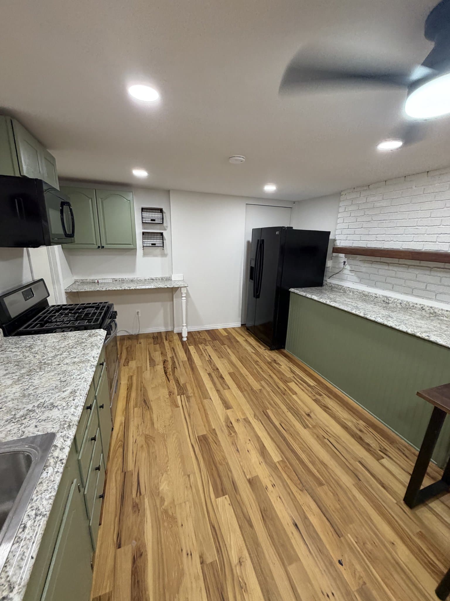 Pleasant Grove Apartment: 967 N 1020 E