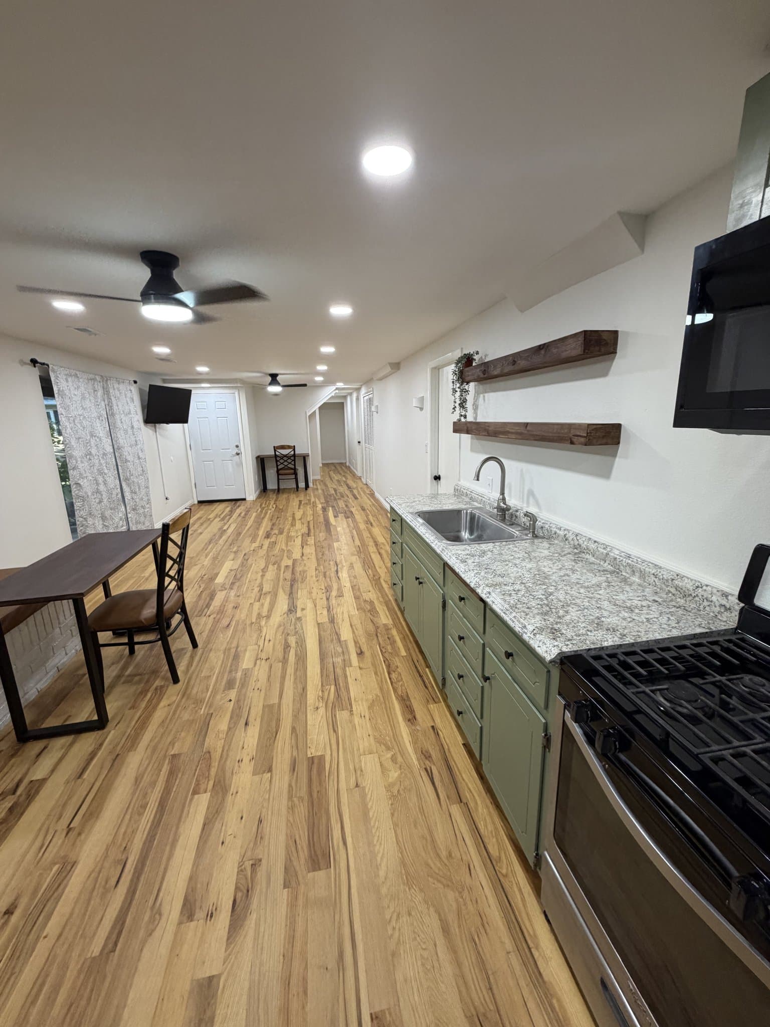 Pleasant Grove Apartment: 967 N 1020 E