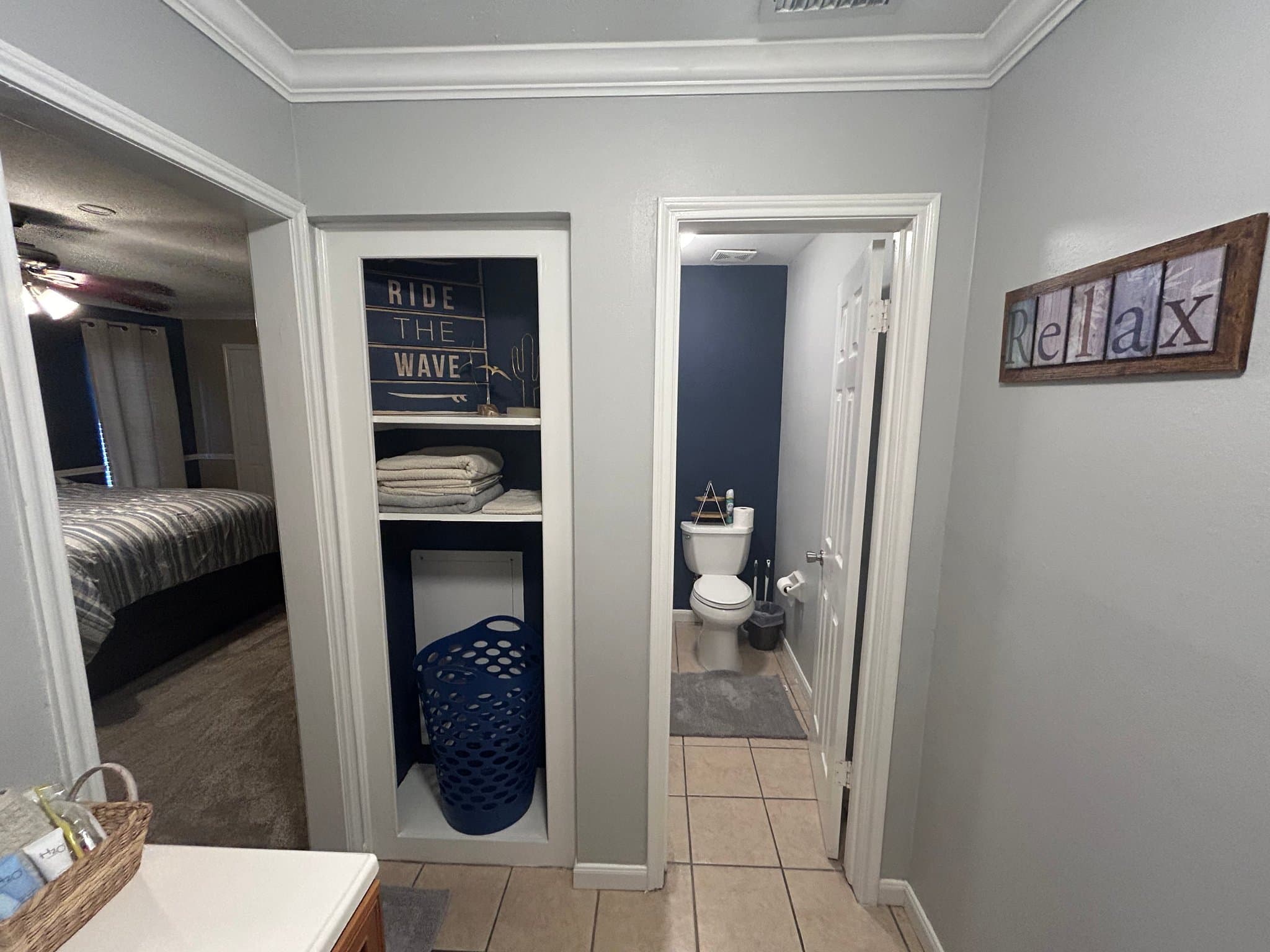 Houston Townhome: 11807 Cedarcliff Dr