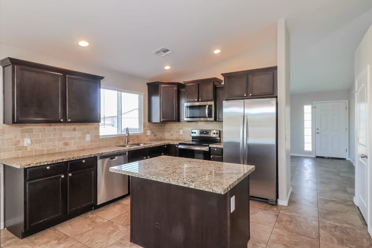 Phoenix Townhome: 5726 S 27th Dr