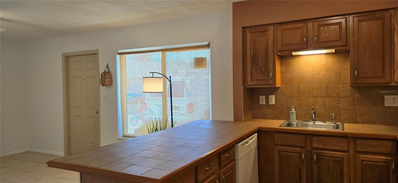 Port Charlotte House: 21150 Gertrude Ave