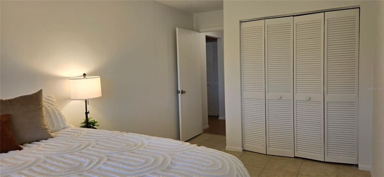 Port Charlotte House: 21150 Gertrude Ave