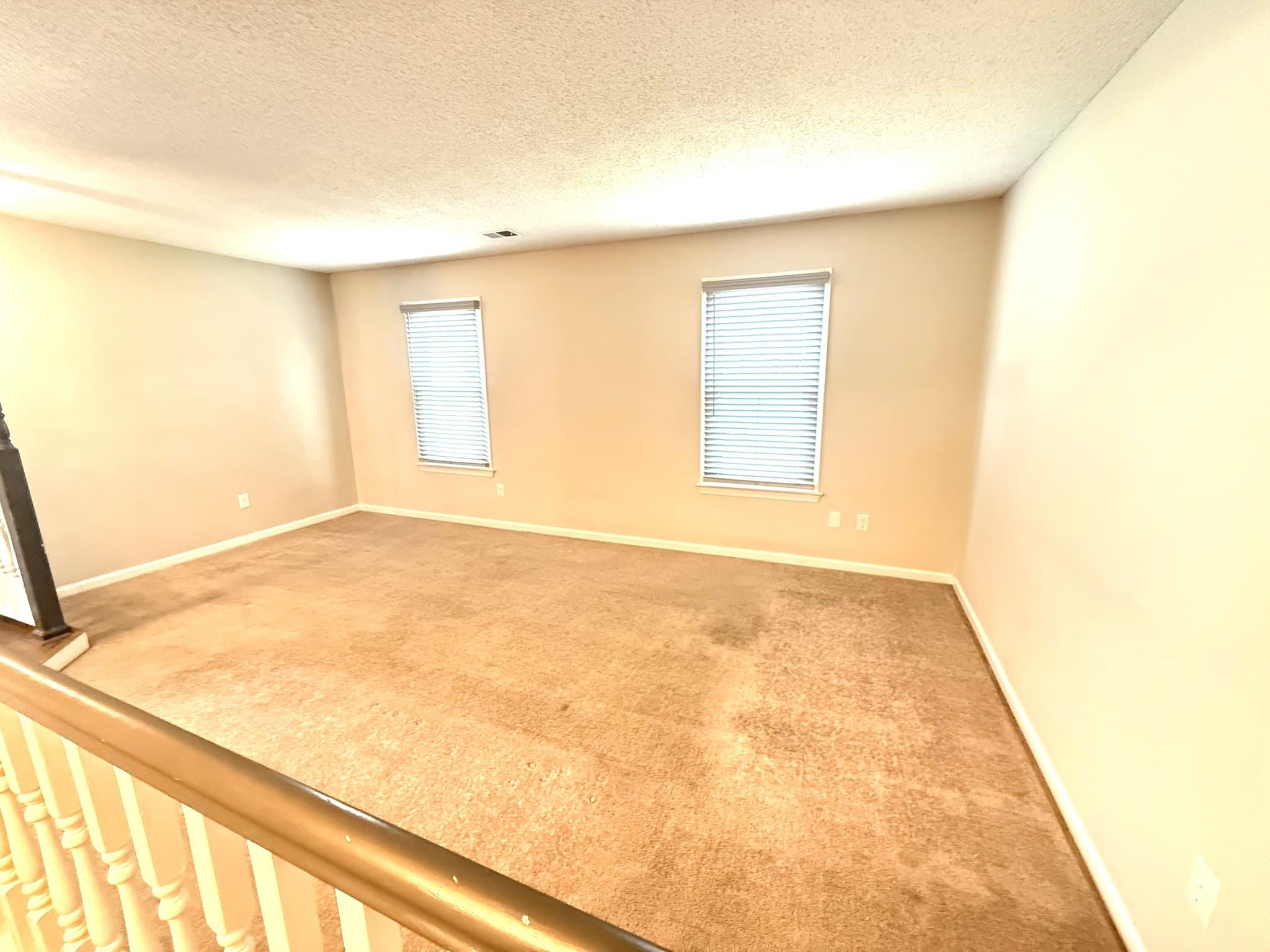 Virginia Beach House: 205 Dalebrook Dr
