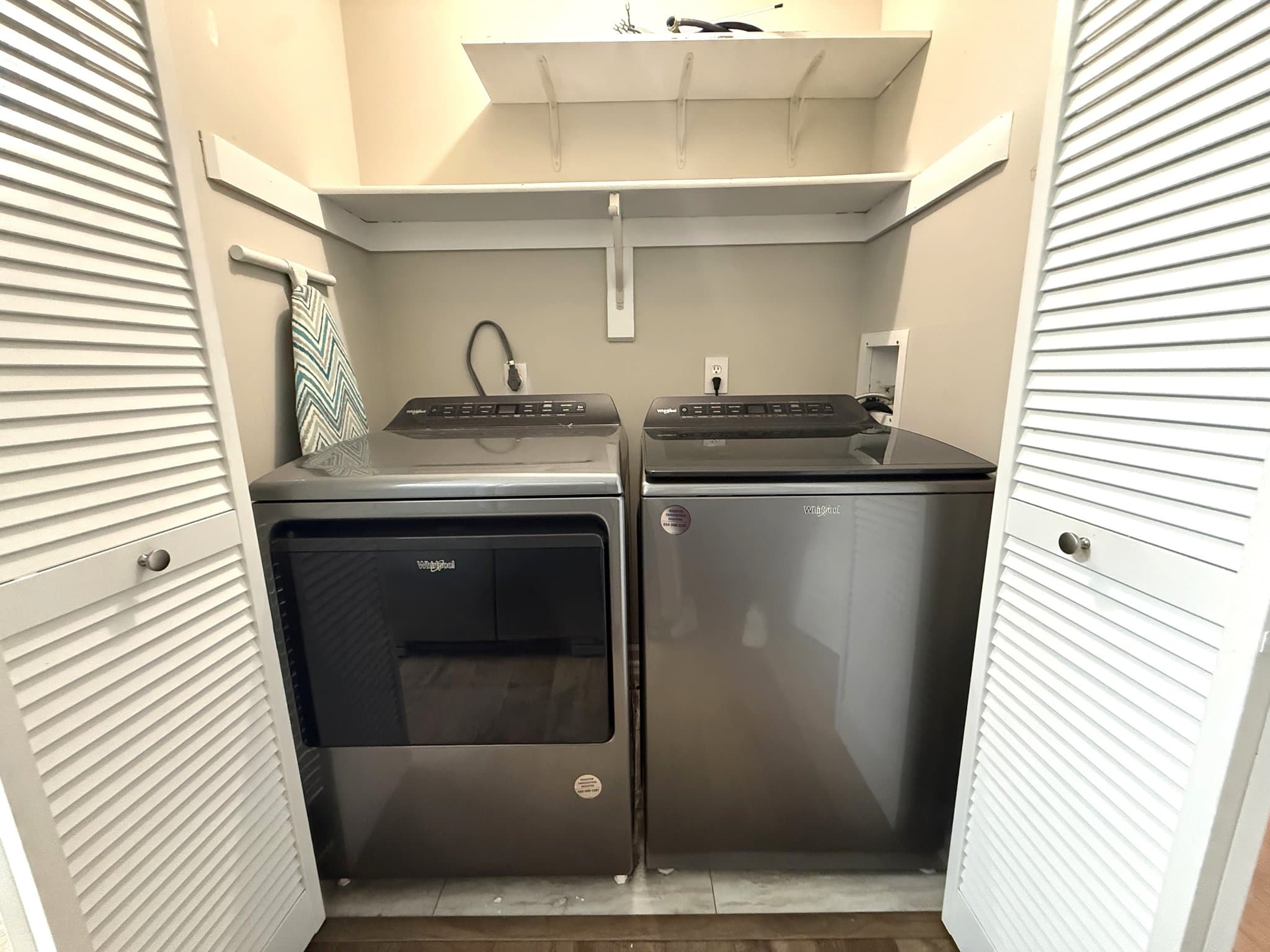 Virginia Beach House: 205 Dalebrook Dr