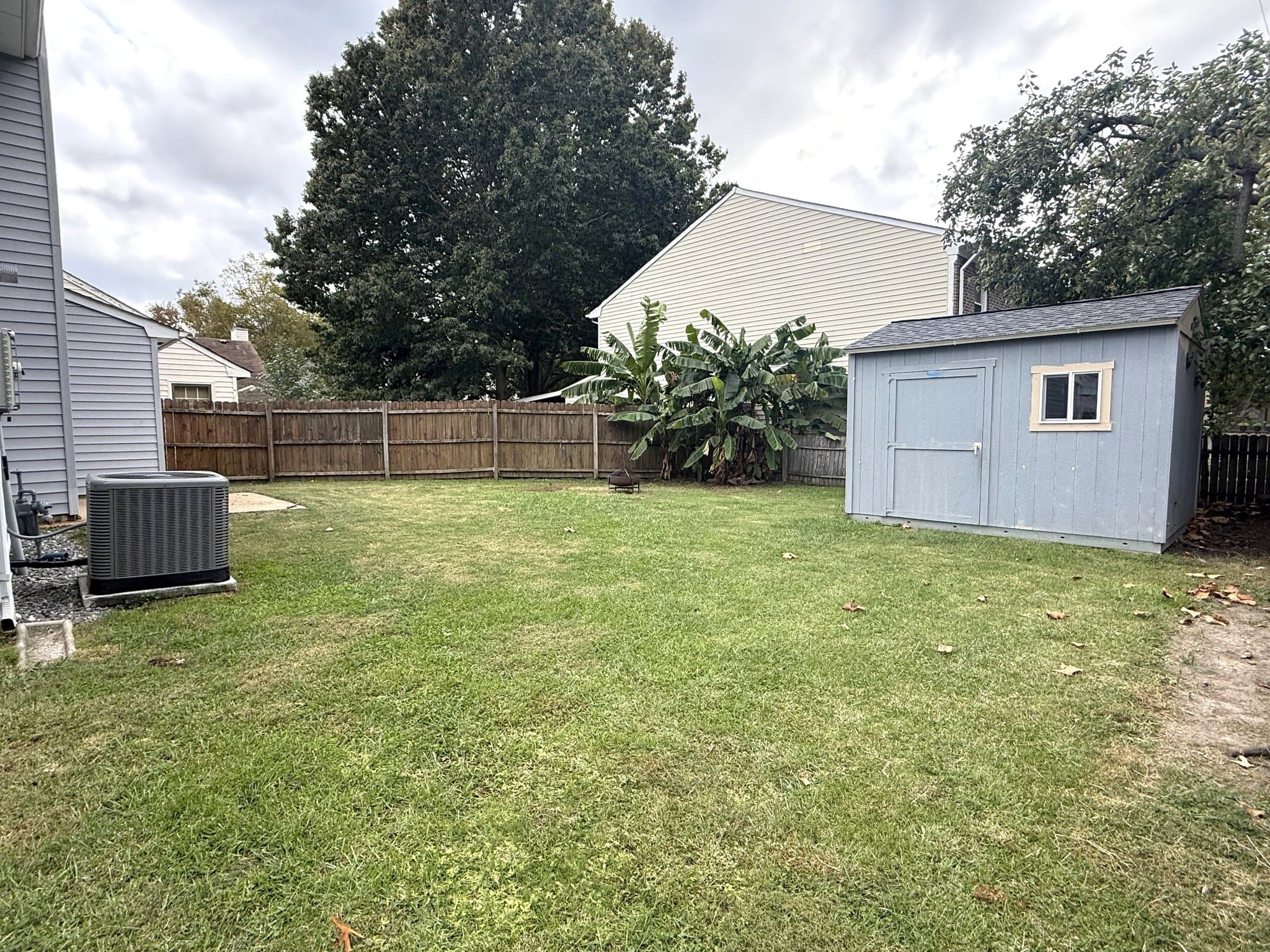 Virginia Beach House: 205 Dalebrook Dr