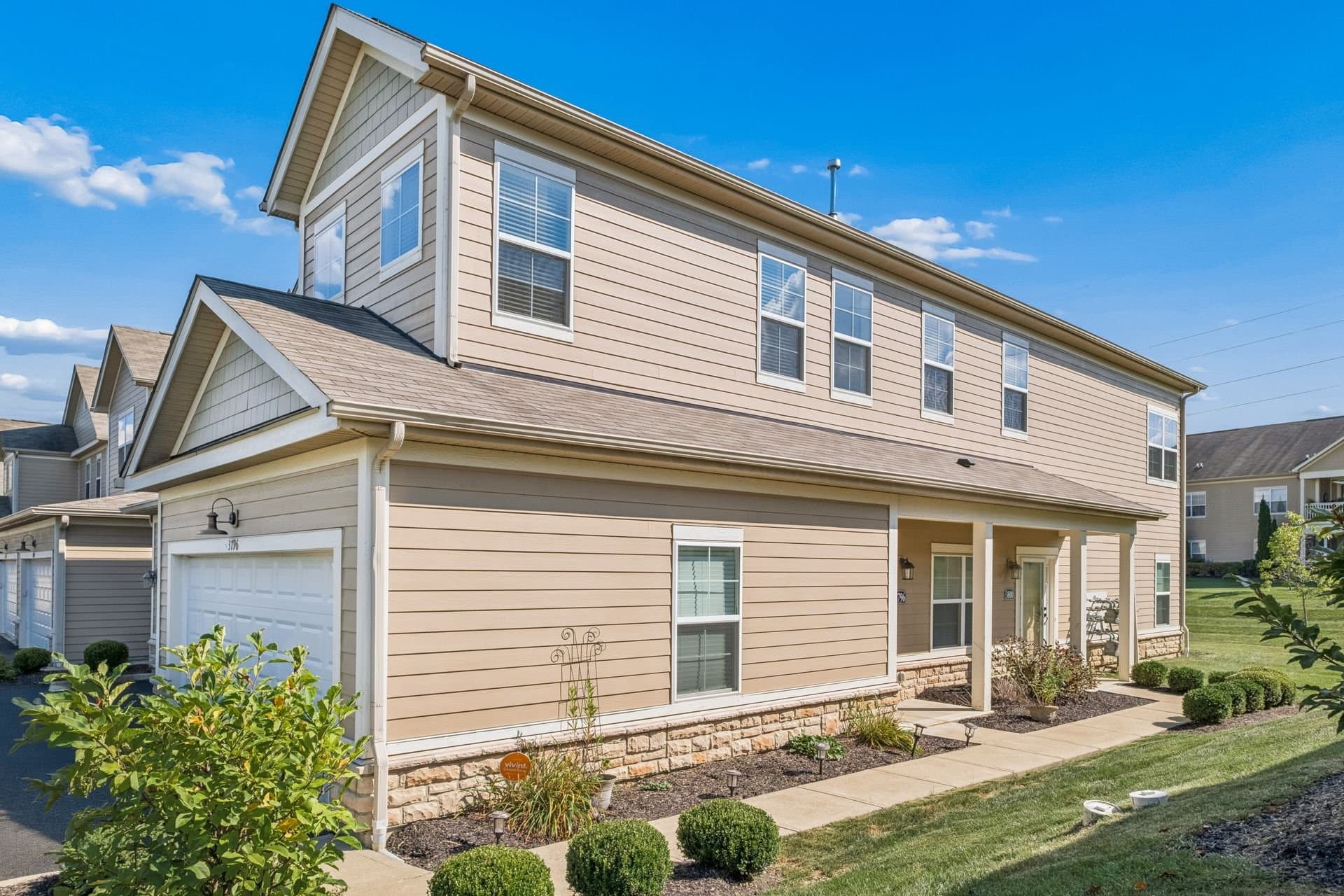 Lewis Center Condo: 3796 Evelynton Ave