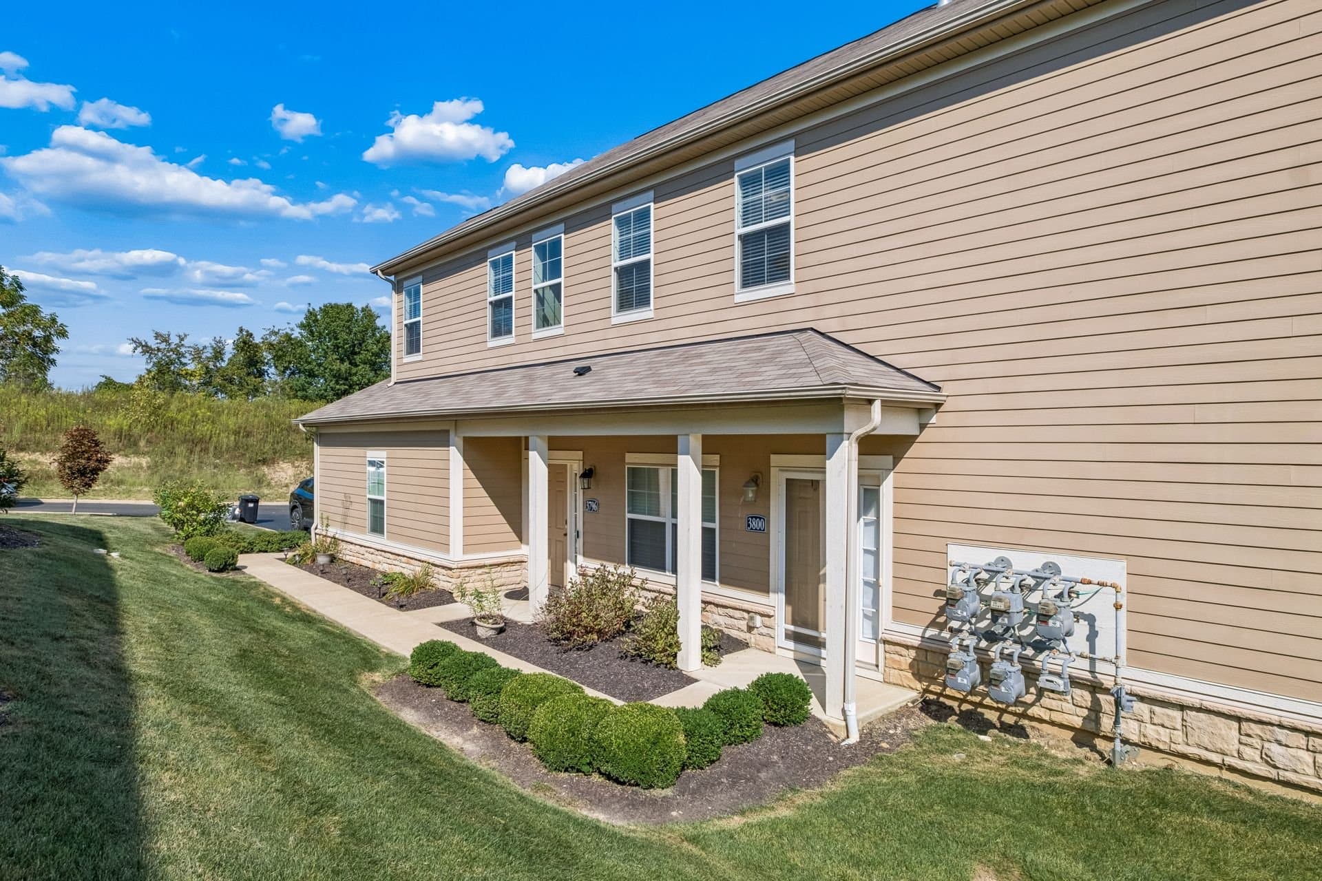 Lewis Center Condo: 3796 Evelynton Ave