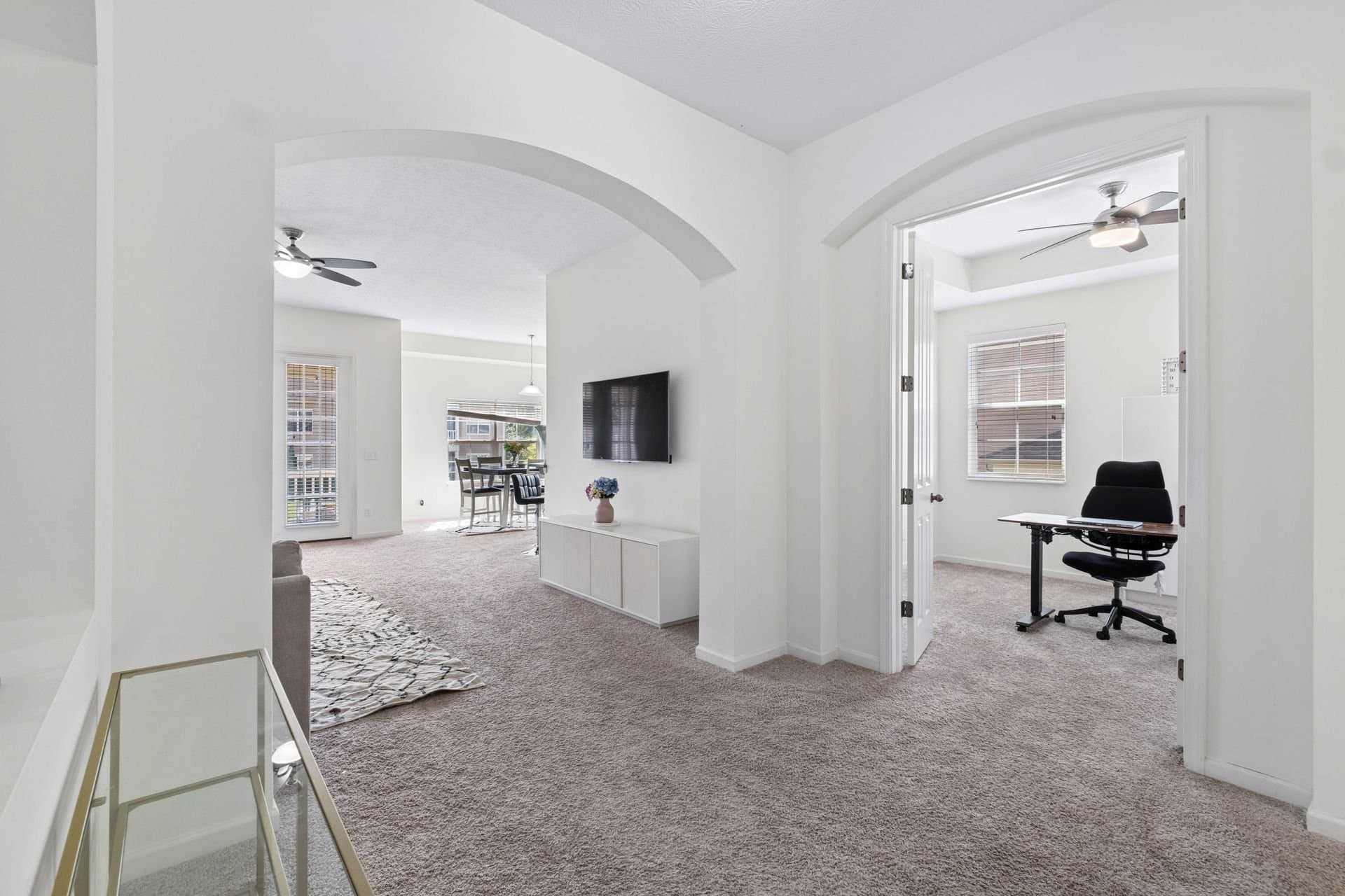 Lewis Center Condo: 3796 Evelynton Ave