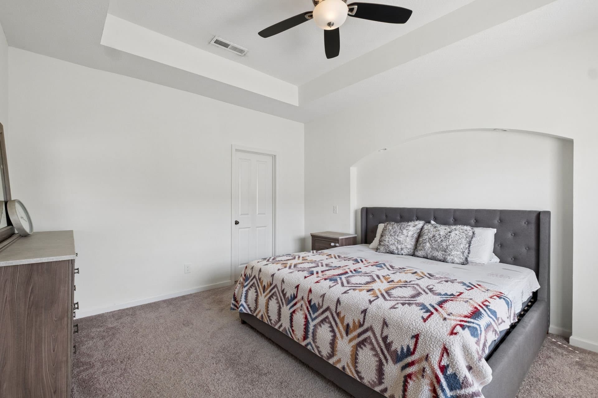 Lewis Center Condo: 3796 Evelynton Ave