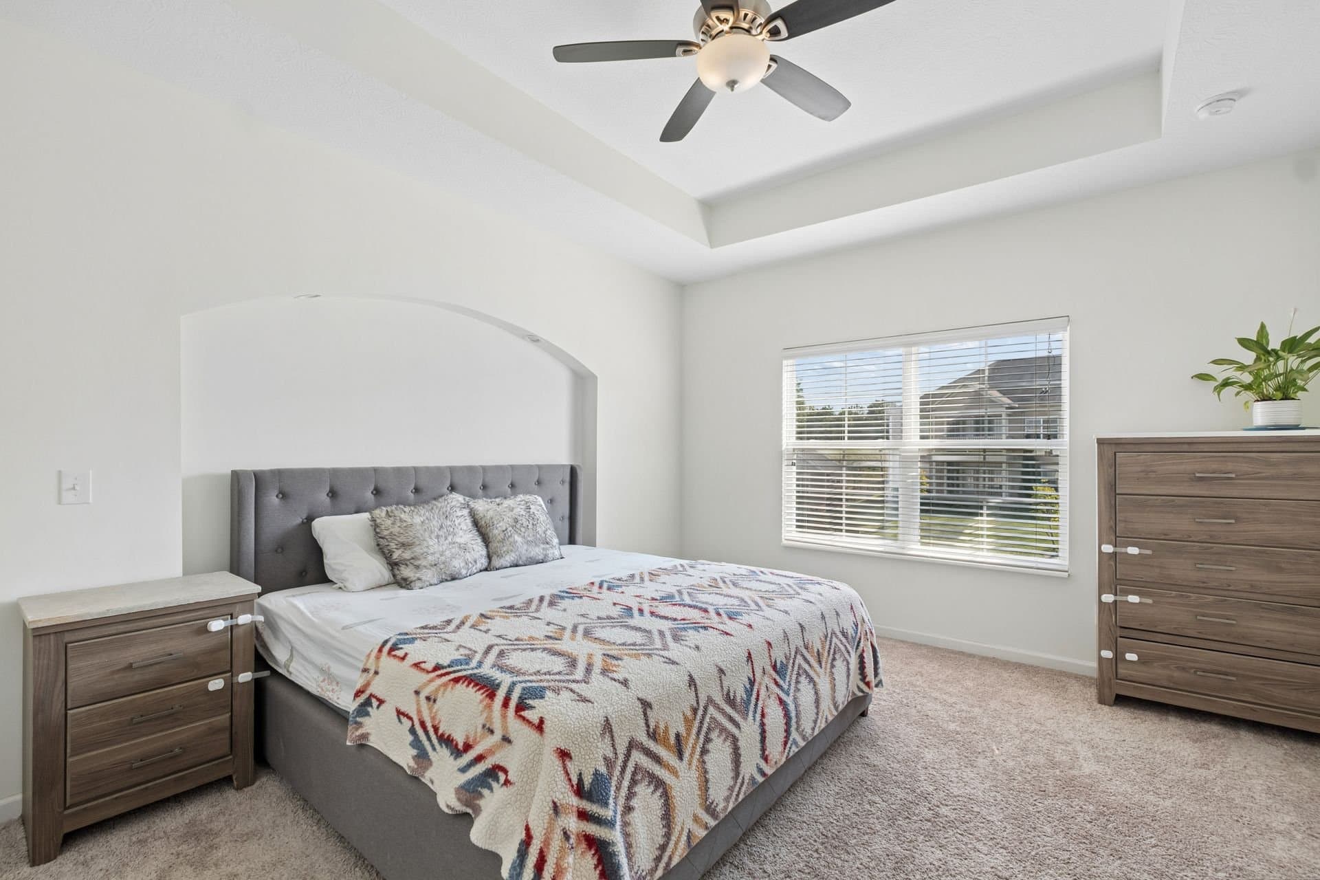 Lewis Center Condo: 3796 Evelynton Ave