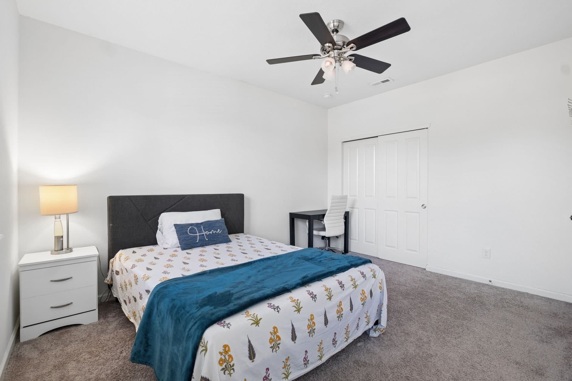 Lewis Center Condo: 3796 Evelynton Ave
