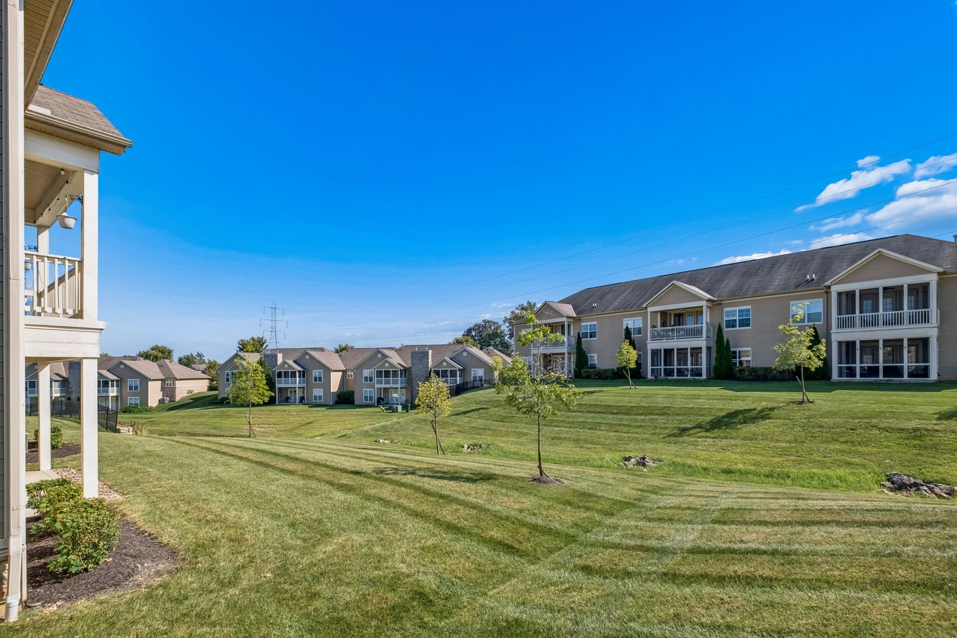 Lewis Center Condo: 3796 Evelynton Ave