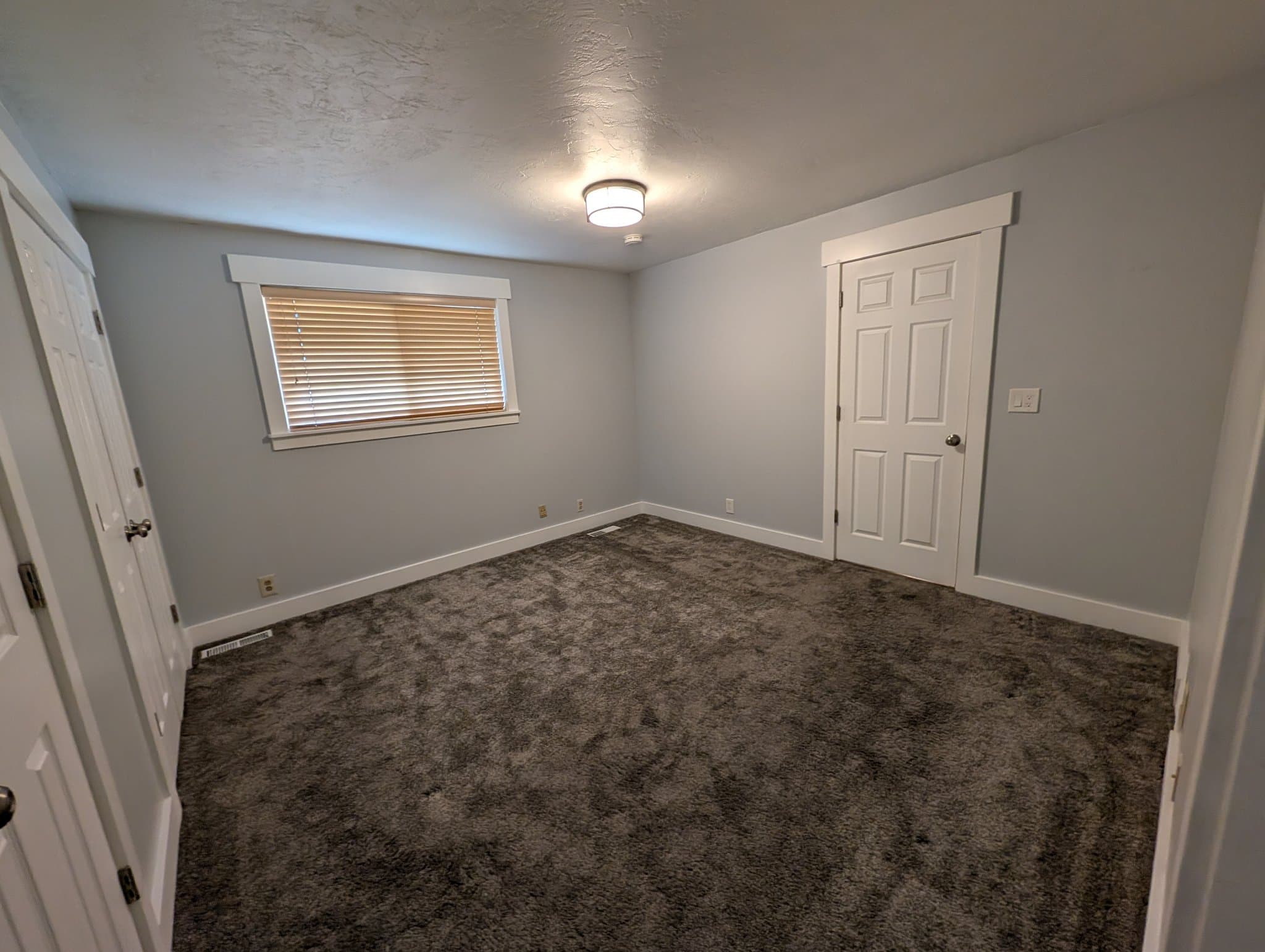 Centerville House: 1359 N 400 E