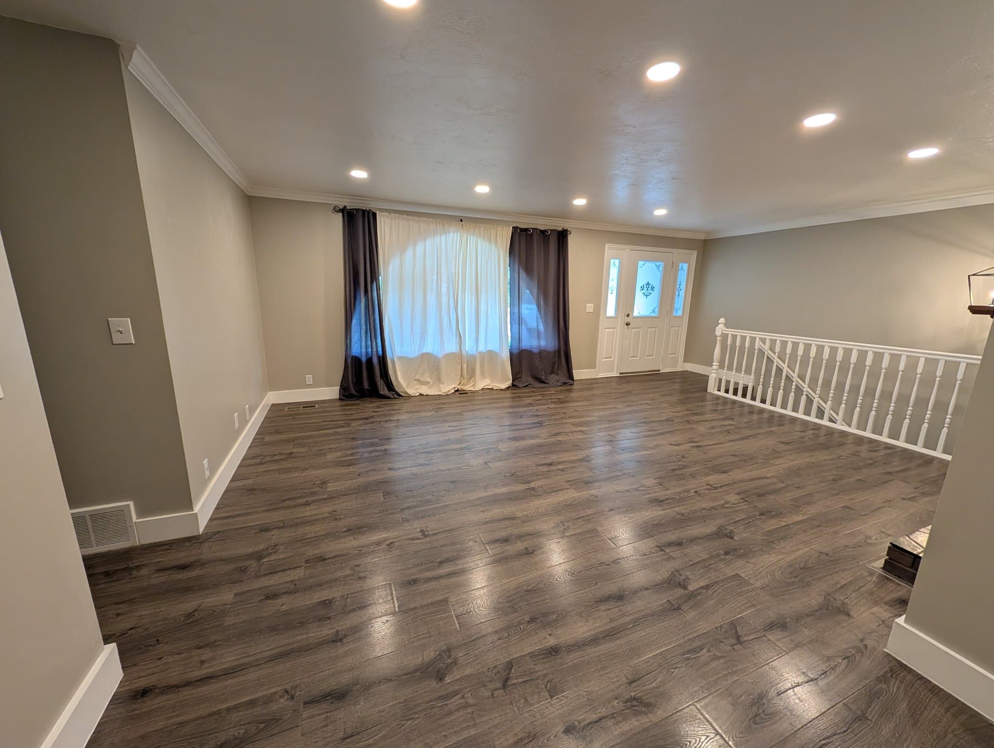 Centerville House: 1359 N 400 E