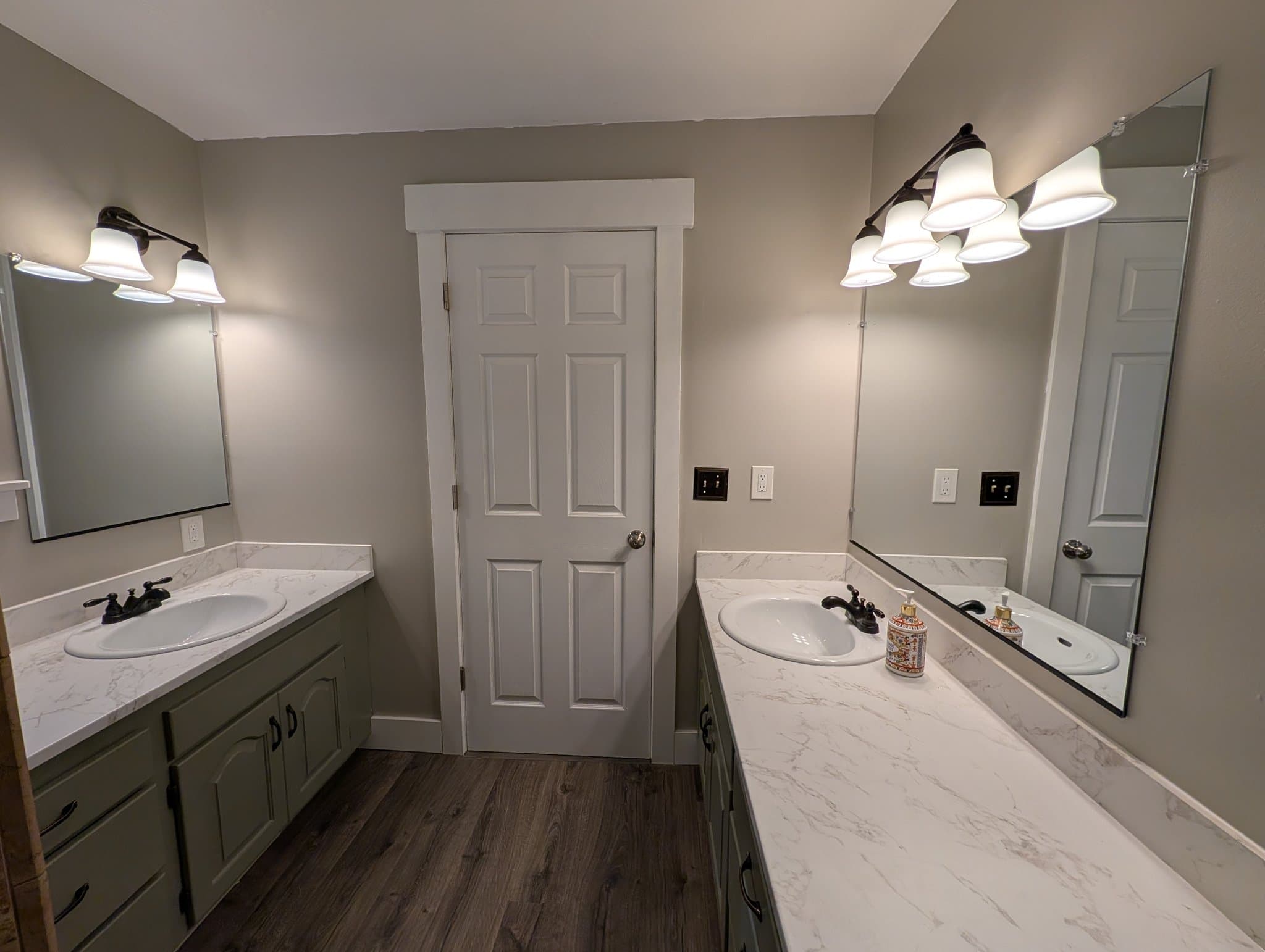 Centerville House: 1359 N 400 E