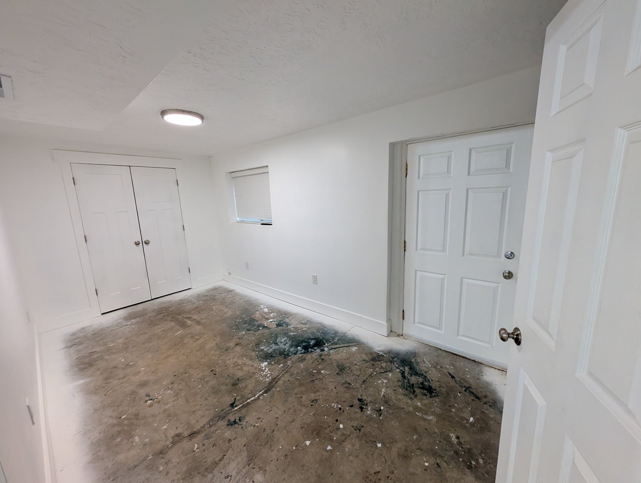 Centerville House: 1359 N 400 E