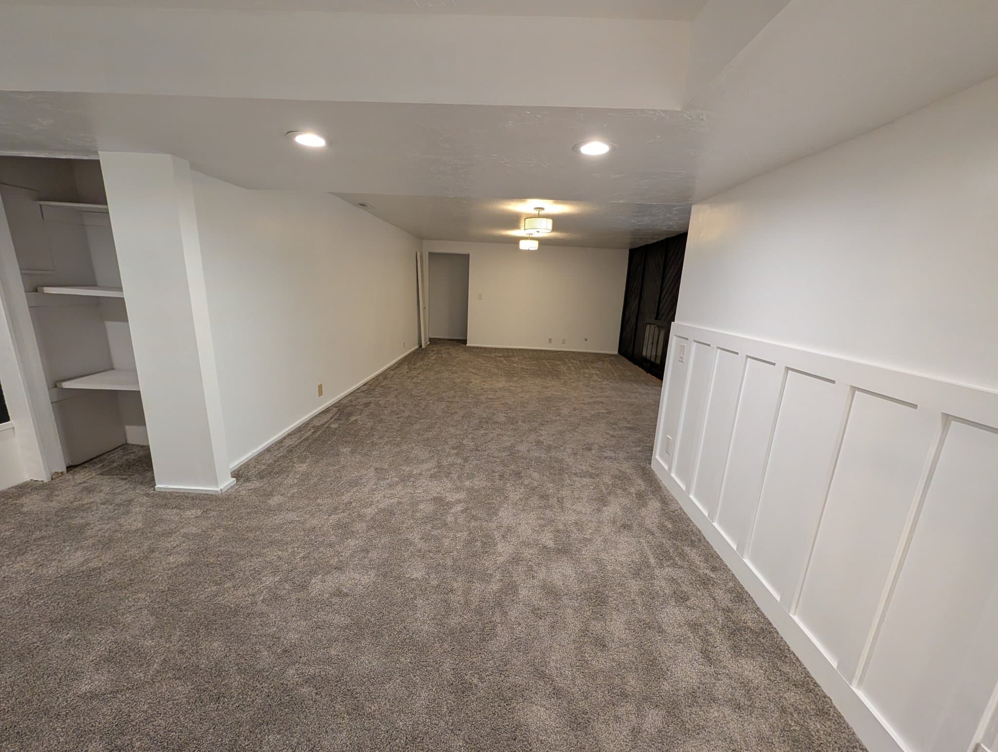 Centerville House: 1359 N 400 E