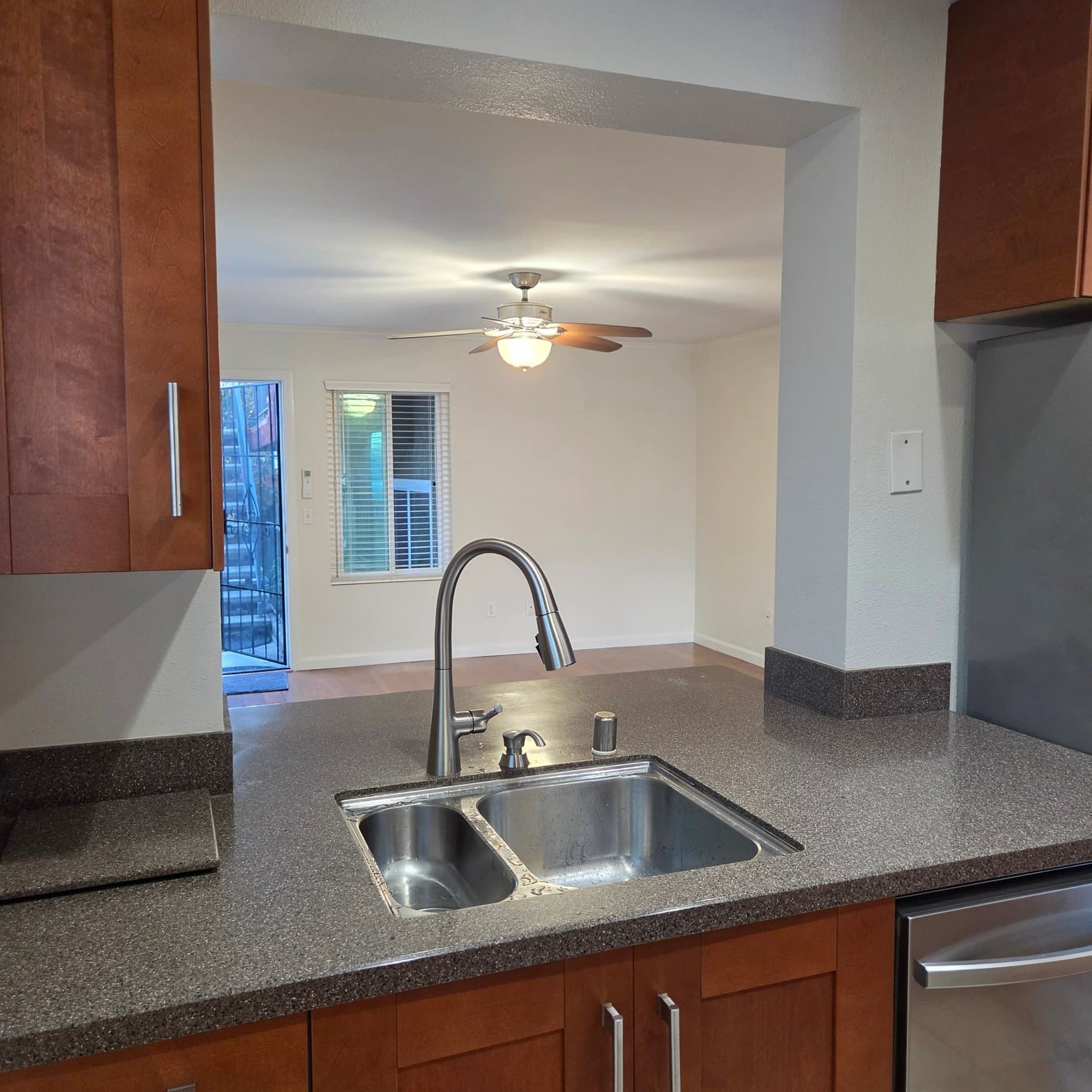 San Diego Apartment: 4124 Texas St.