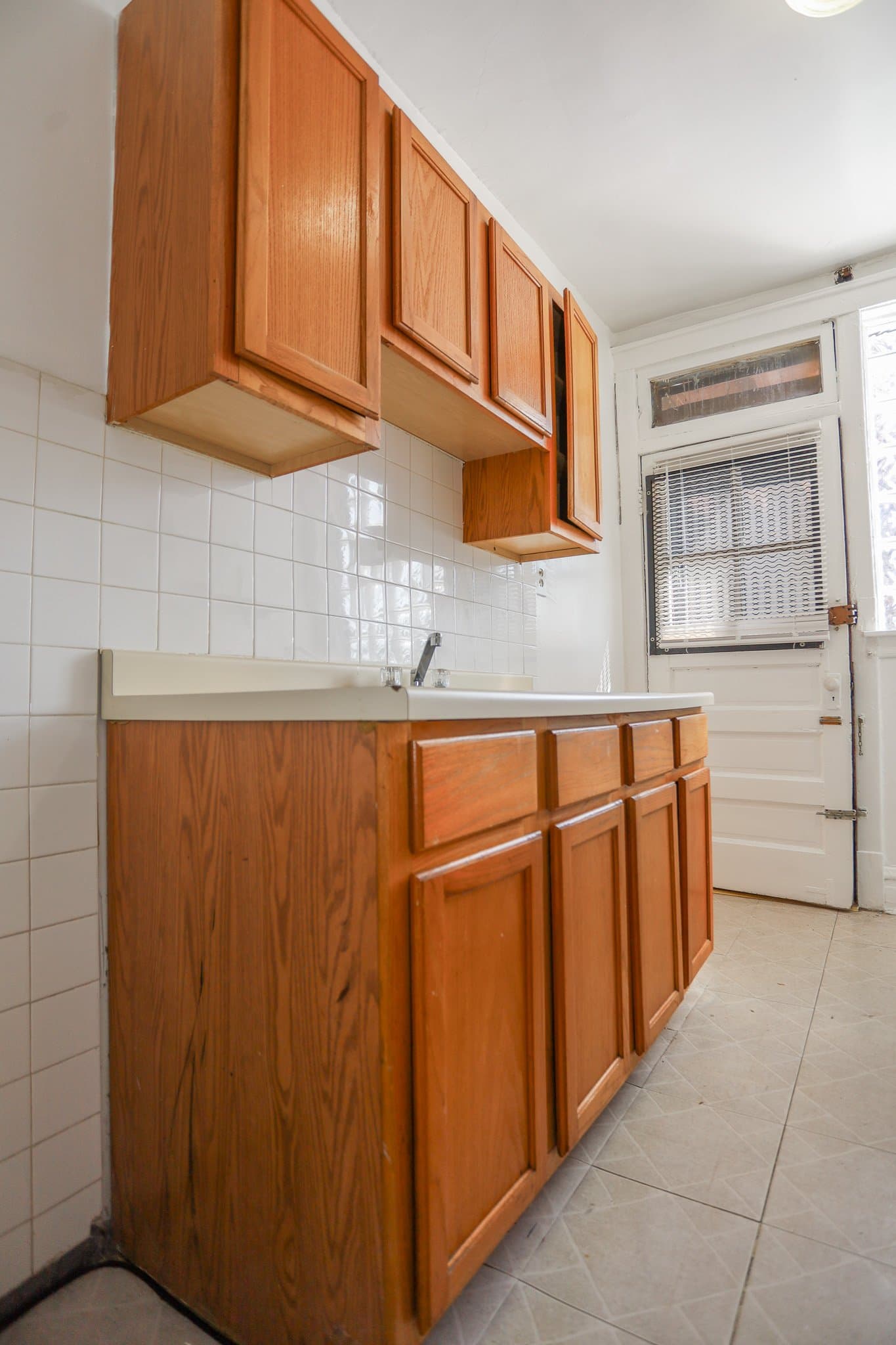 Chicago Apartment: 4441 N Damen Ave
