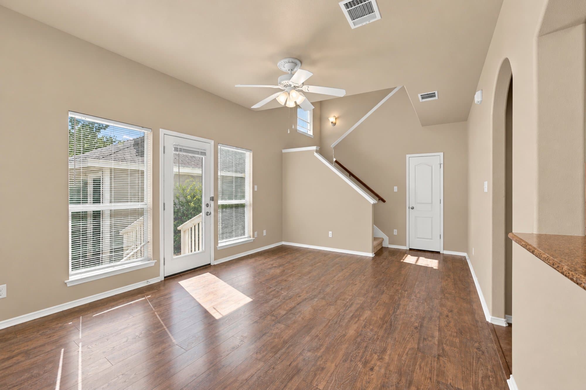 Kyle House: 279 Cleveland