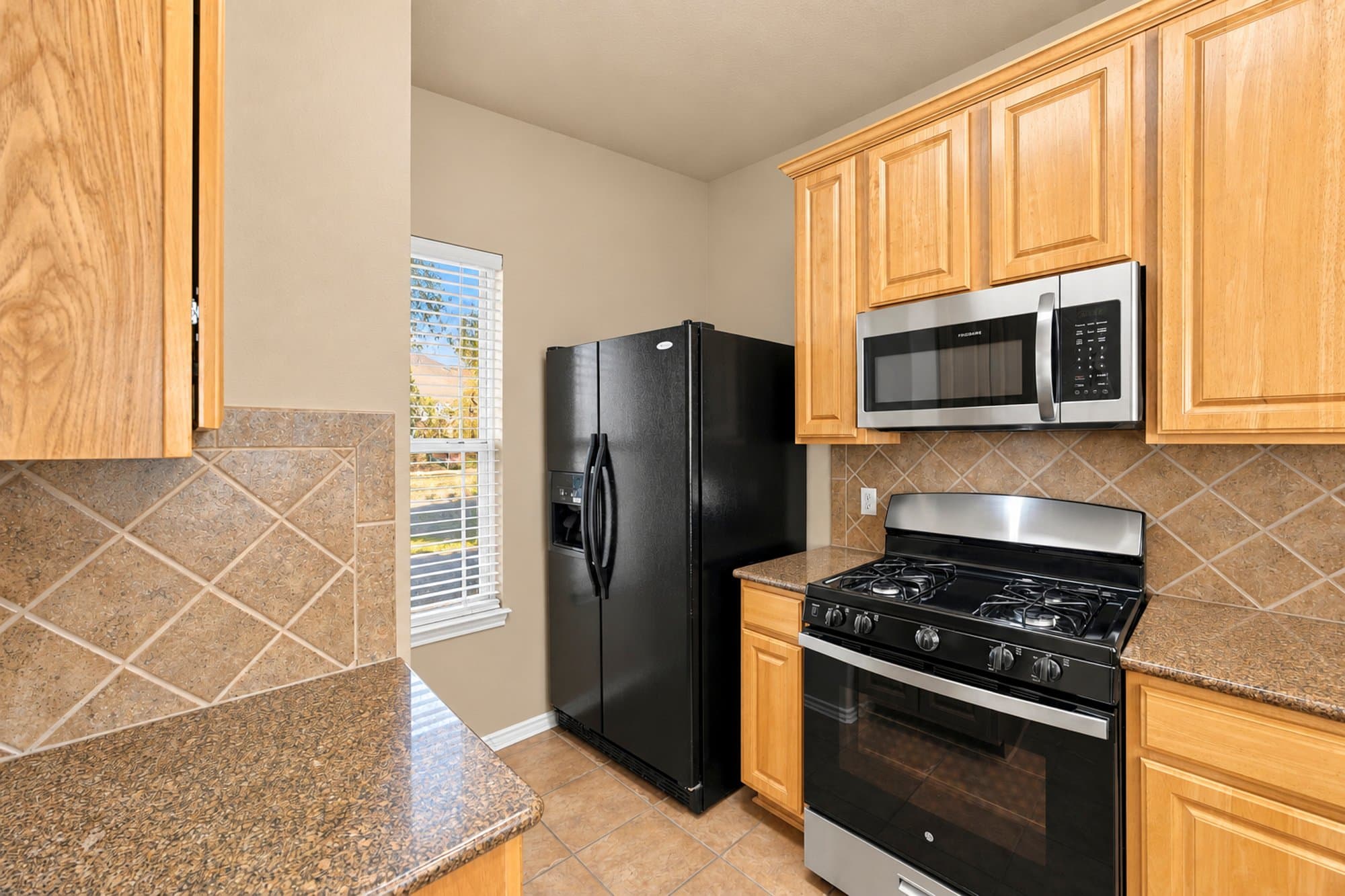 Kyle House: 279 Cleveland