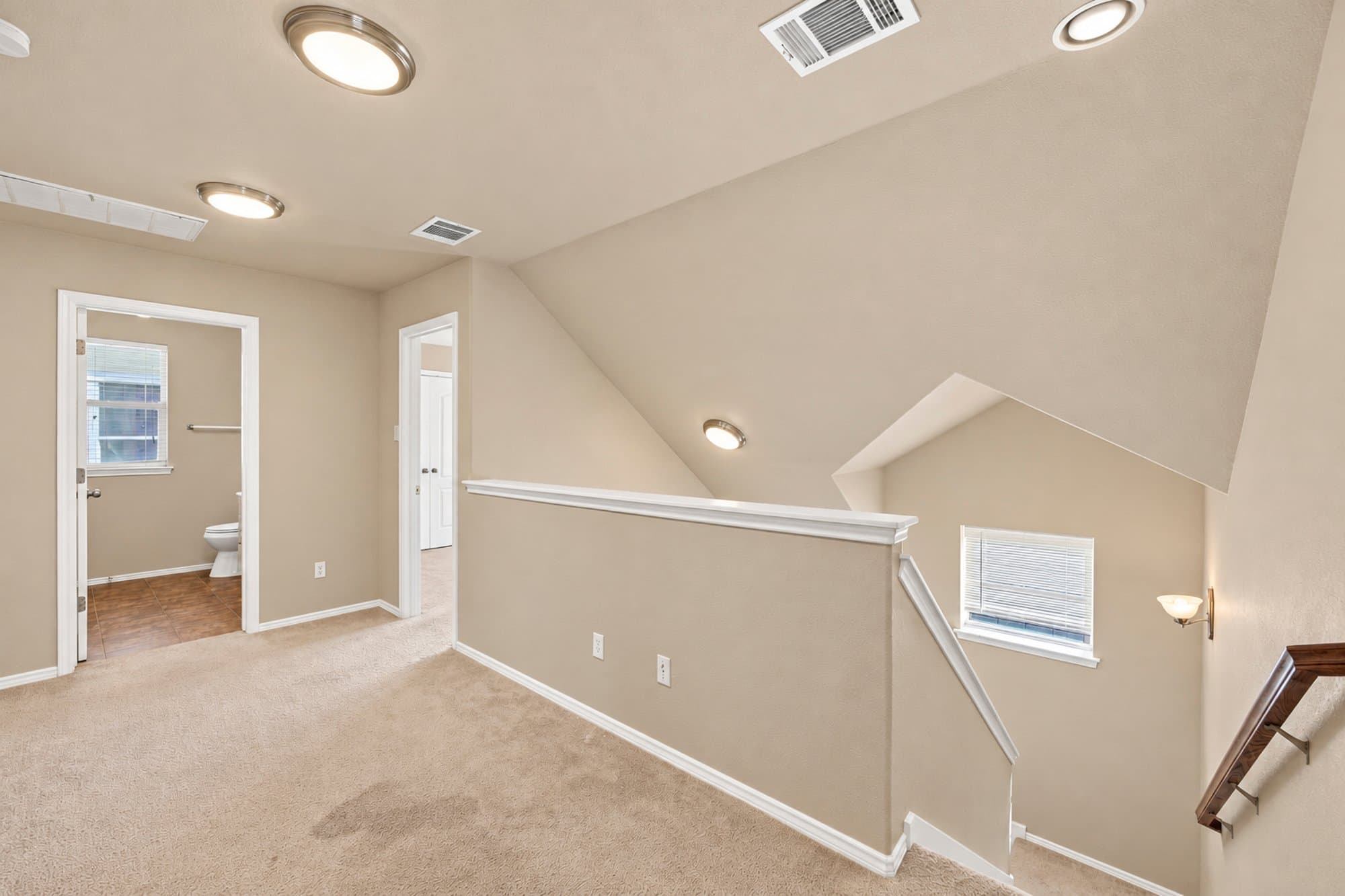 Kyle House: 279 Cleveland