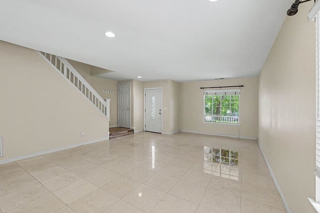Antioch House: 4561 Temblor Way