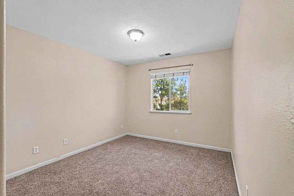 Antioch House: 4561 Temblor Way